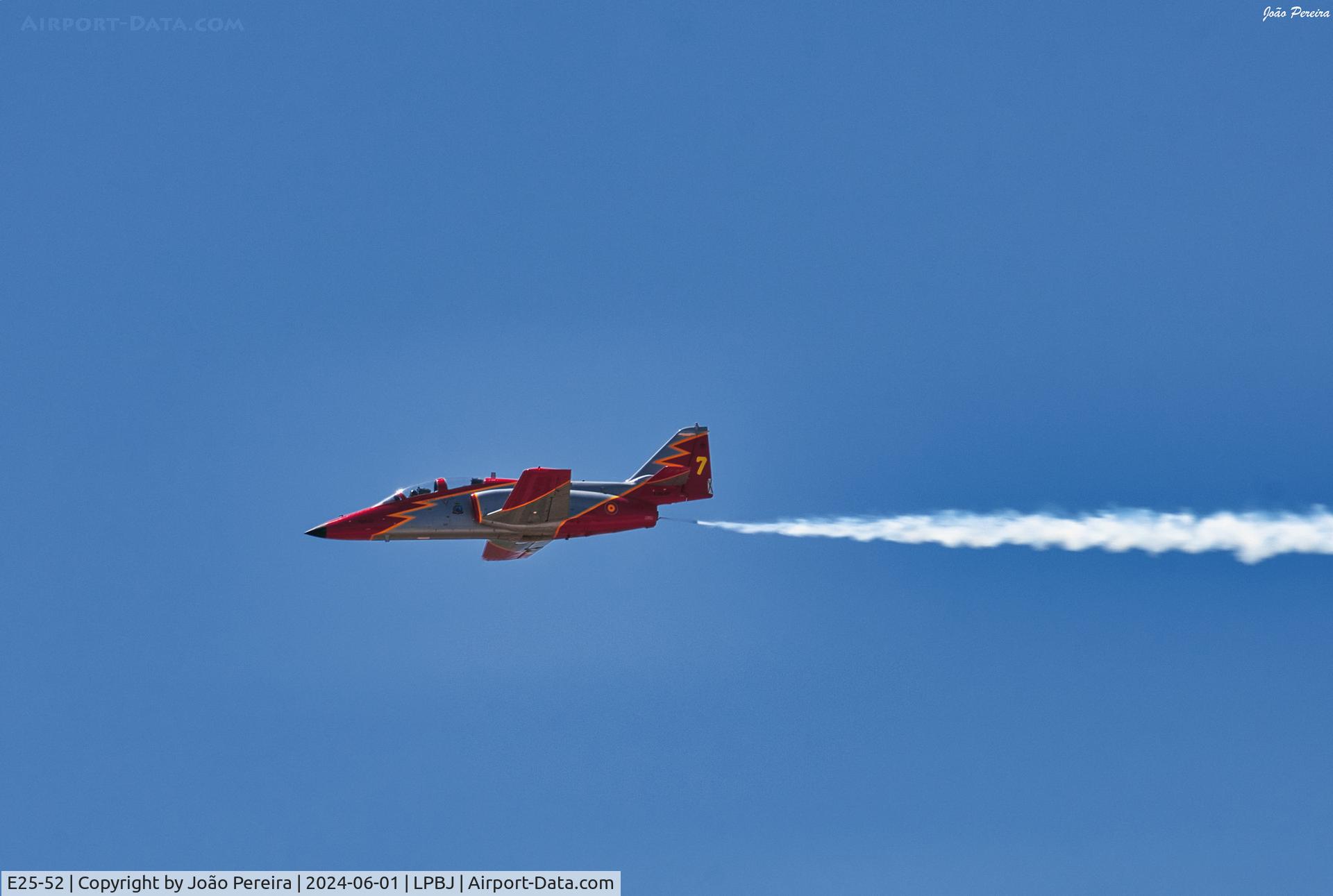 E25-52, CASA C-101EB Aviojet C/N EB01-52-053, Spanish Air Force Aviojet at BYJ