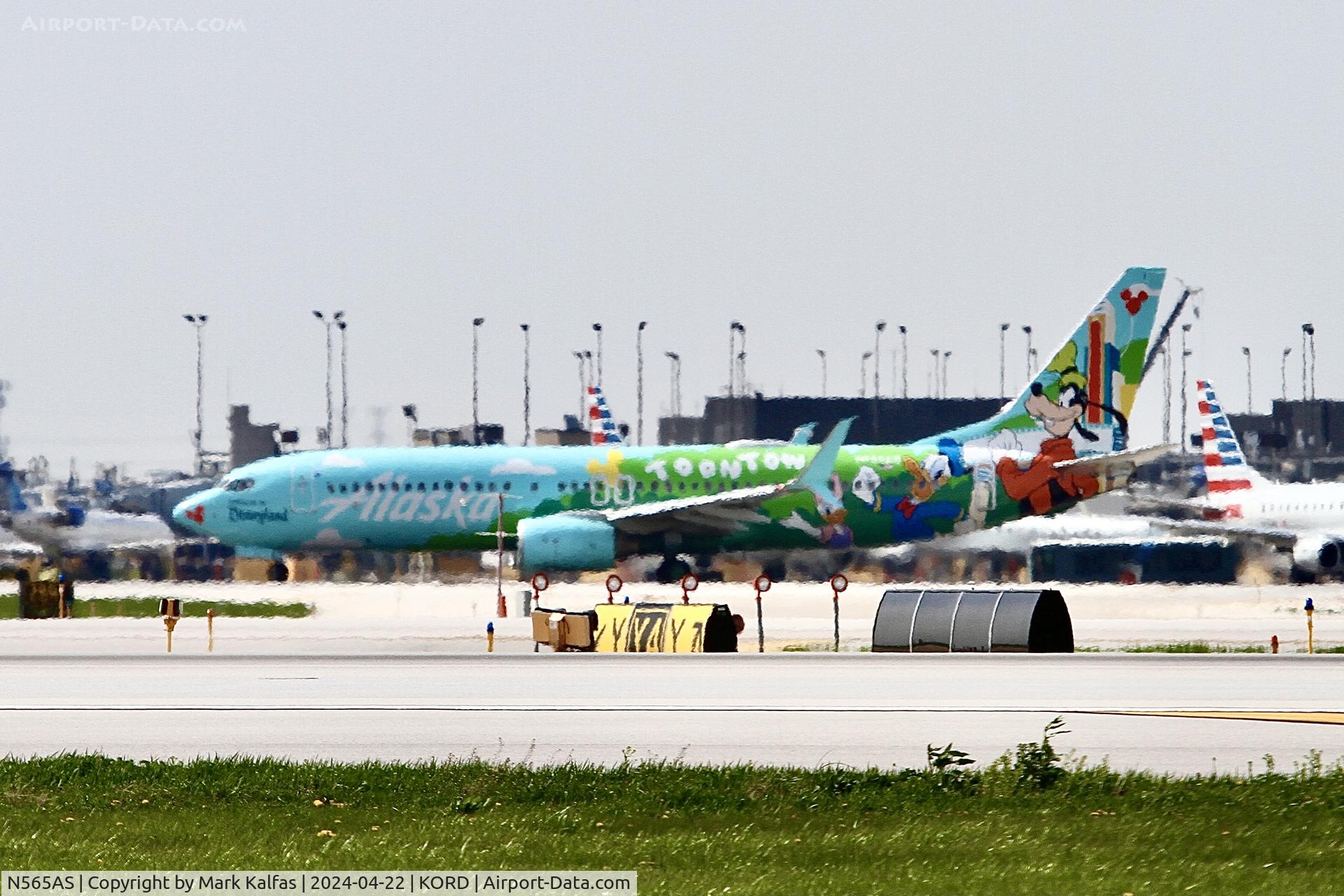N565AS, 2006 Boeing 737-890 C/N 35181, B738 Alaska Airlines Boeing 737-890 N565AS at KORD