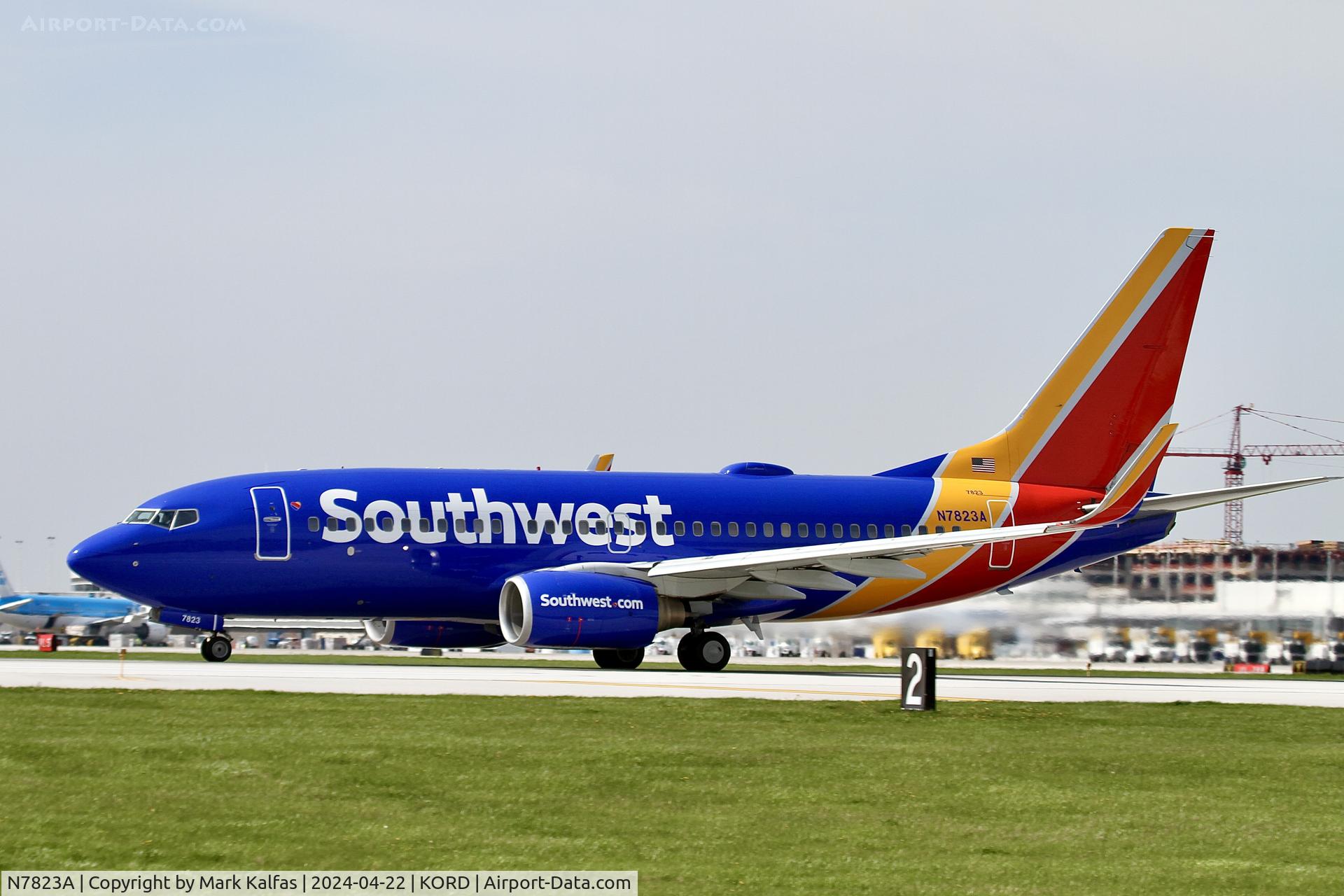 N7823A, 2003 Boeing 737-7CT C/N 32749, B737 Southweset Airlines Boeing 737-7CT N7823A departing 22L KORD