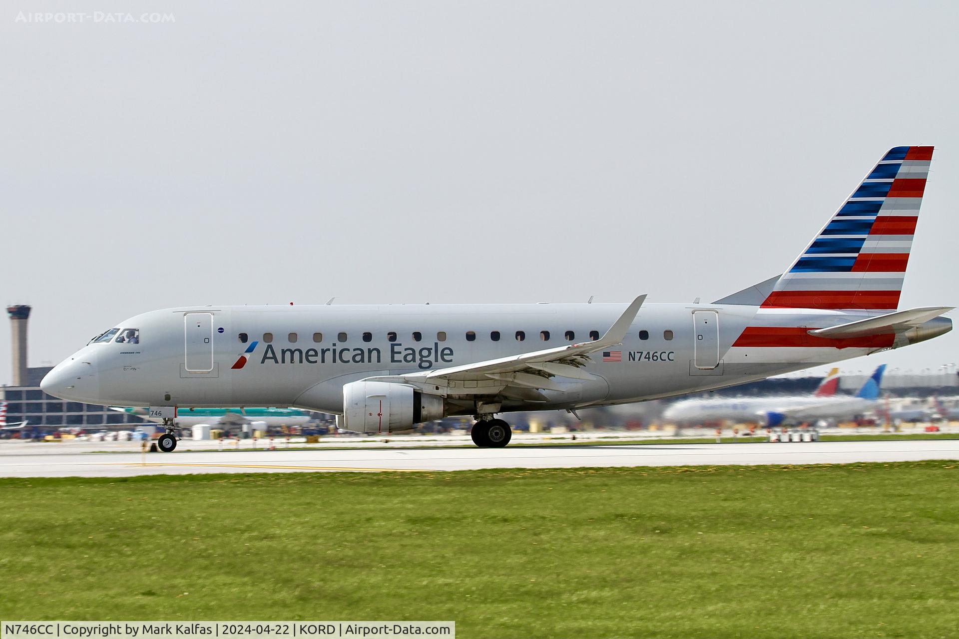 N746CC, 2004 Embraer 170LR (ERJ-170-100SU) C/N 17000042, E170 Envoy / American Eagle Embraer 170LR (ERJ-170-100SU) N746CC departing 22L KORD