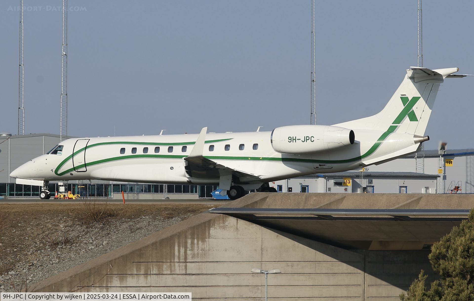 9H-JPC, 2007 Embraer EMB-135BJ Legacy C/N 14501010, Twy U