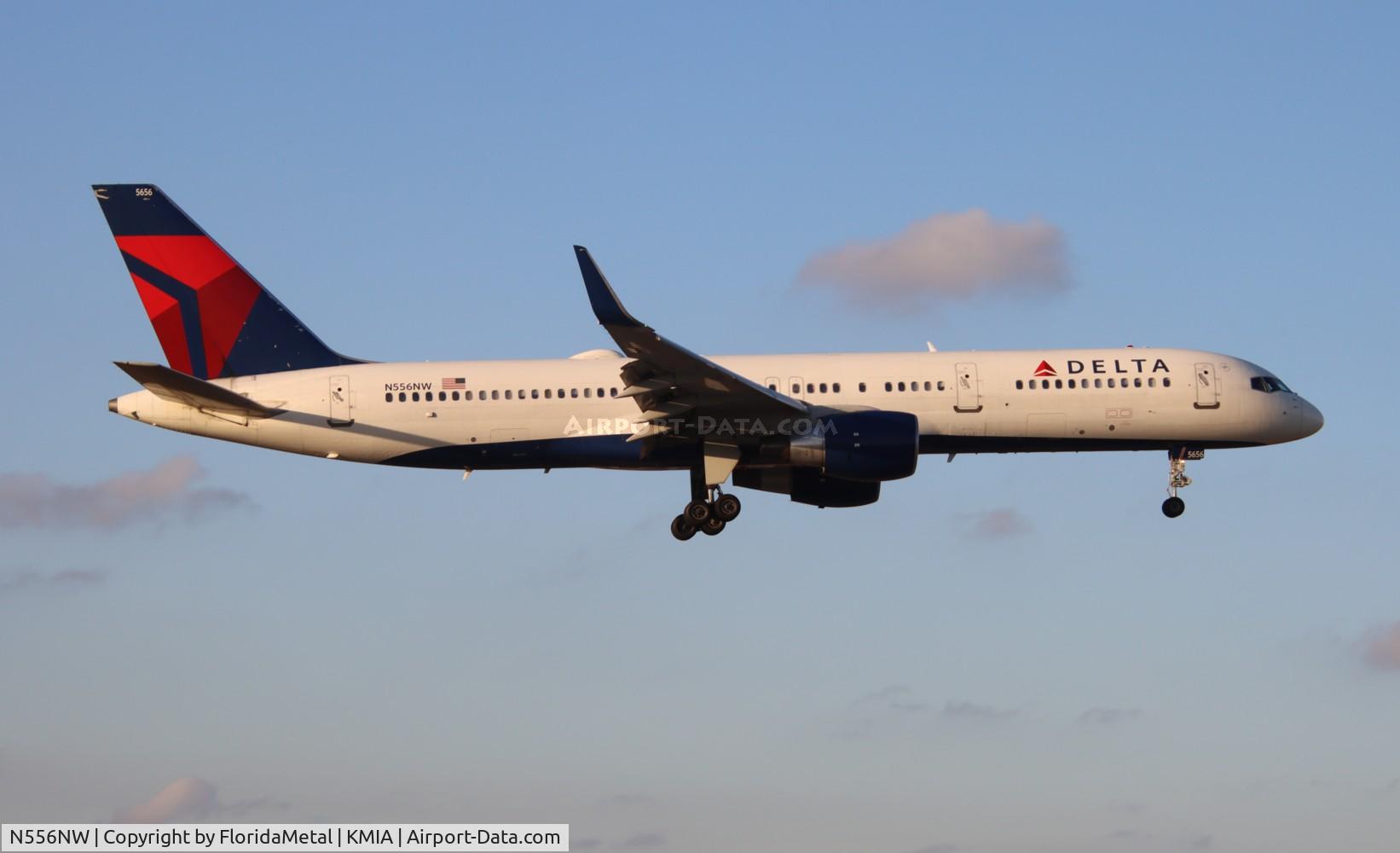 N556NW, 2002 Boeing 757-251 C/N 33392, DAL 752 zx atl-mia