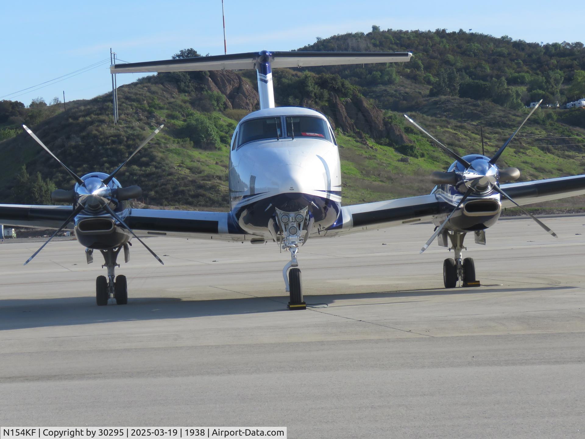 N154KF, 2016 Beechcraft B300 (350i) King Air C/N FL-1054, 2X P&W PT6A-60A