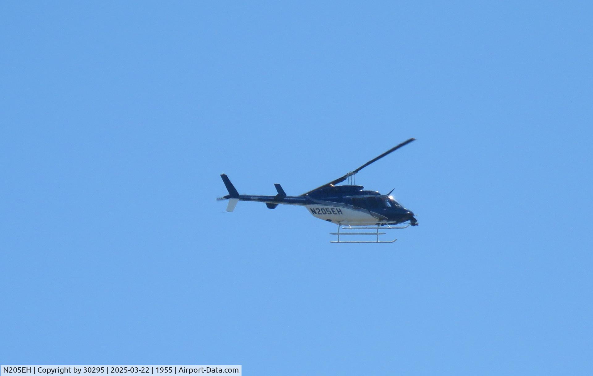 N205EH, 1983 Bell 206L-3 LongRanger III C/N 51060, Westbound