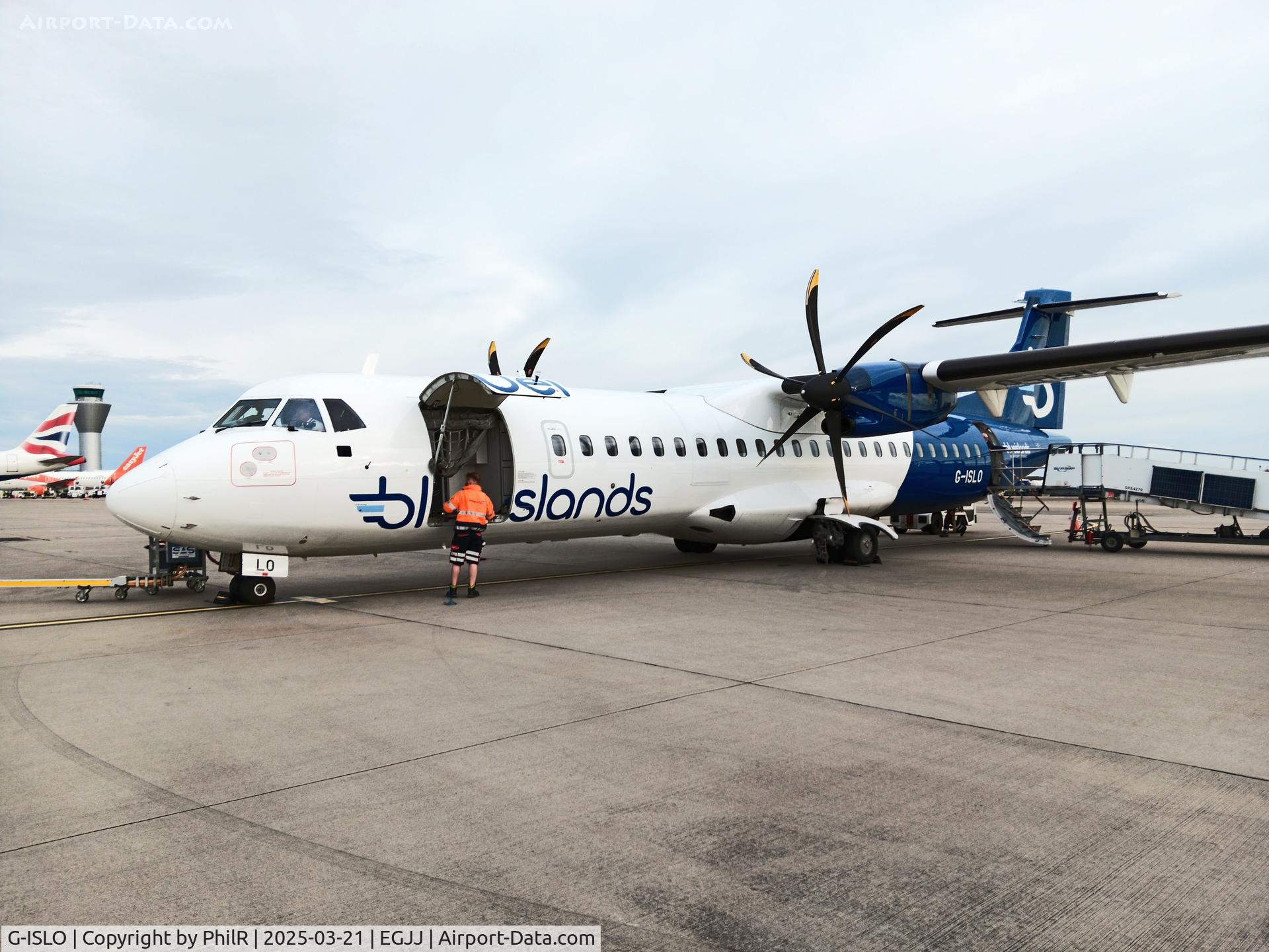 G-ISLO, 2008 ATR 72-212A C/N 778, G-ISLO 2008 ATR 72-500 Blue Islands Jersey Airport