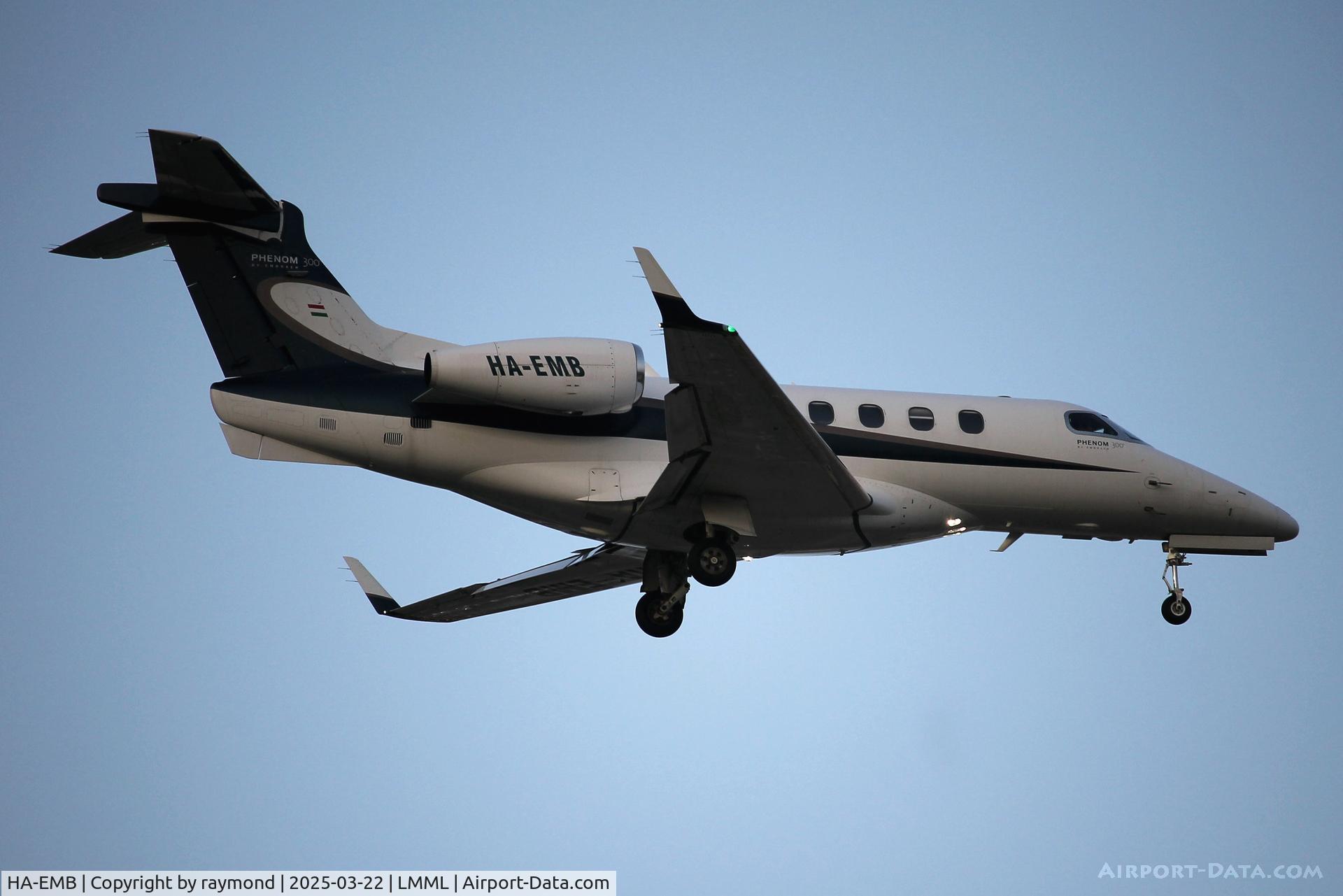 HA-EMB, 2012 Embraer EMB-505 Phenom 300 C/N 50500082, Embraer EMB-505 Phenom 300 HA-EMB (Private)