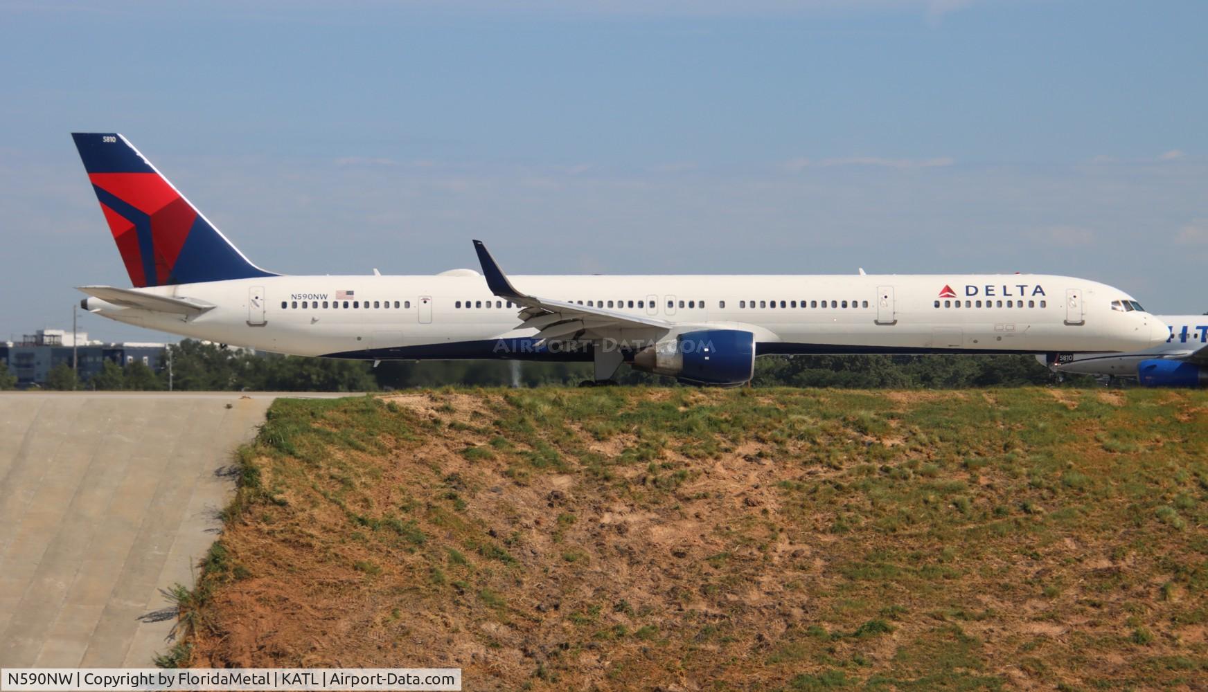 N590NW, 2003 Boeing 757-351 C/N 32990, DAL 753 zx atl-sfo