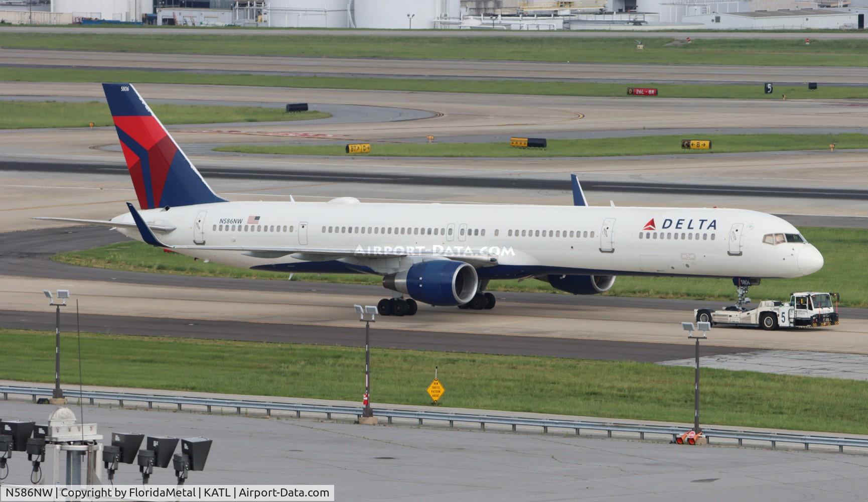 N586NW, 2002 Boeing 757-351 C/N 32987, DAL 753 zx