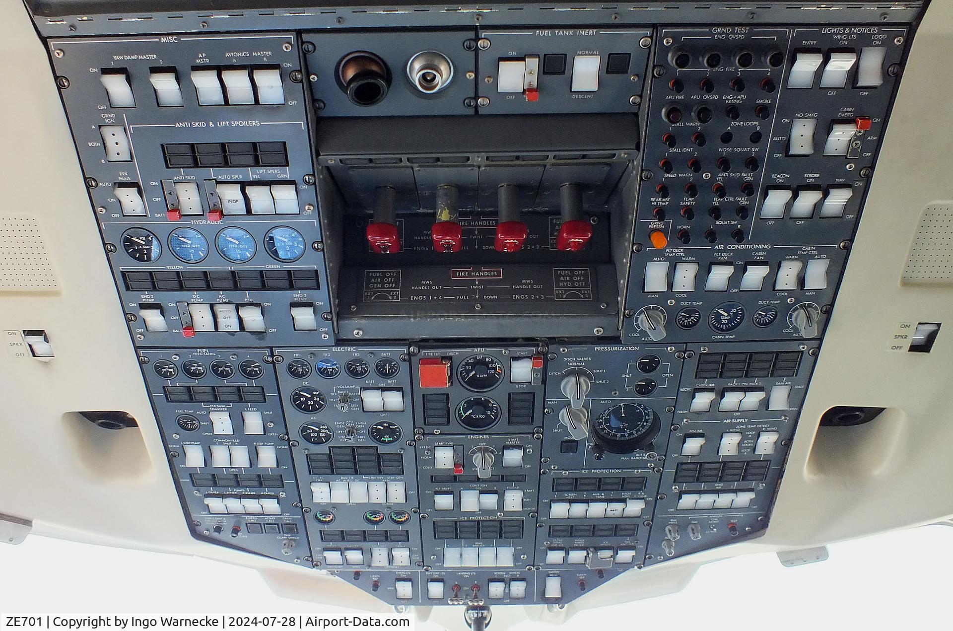 ZE701, 1985 British Aerospace BAe.146 CC.2 C/N E1029, BAe 146 CC2 at the IWM and other collections, Duxford #c