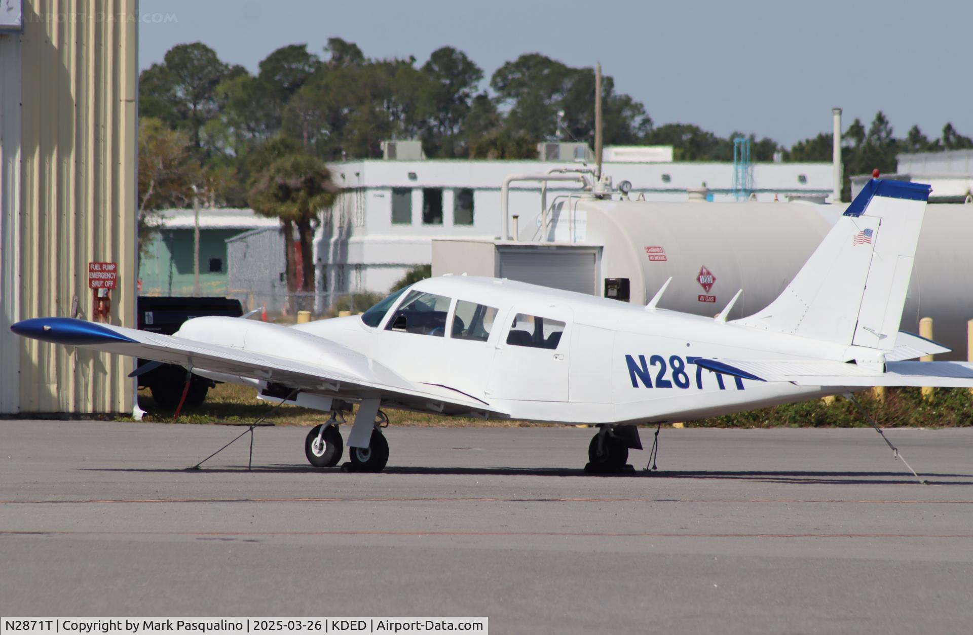 N2871T, 1972 Piper PA-34-200 C/N 34-7250178, Piper PA-34-200