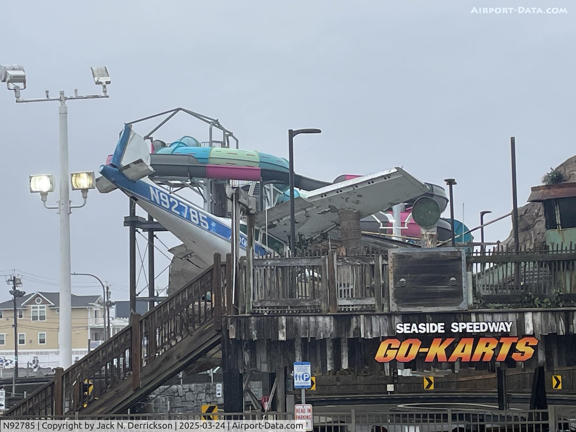 N92785, Cessna 182N Skylane C/N 18260354, Seaside Heights, New Jersey