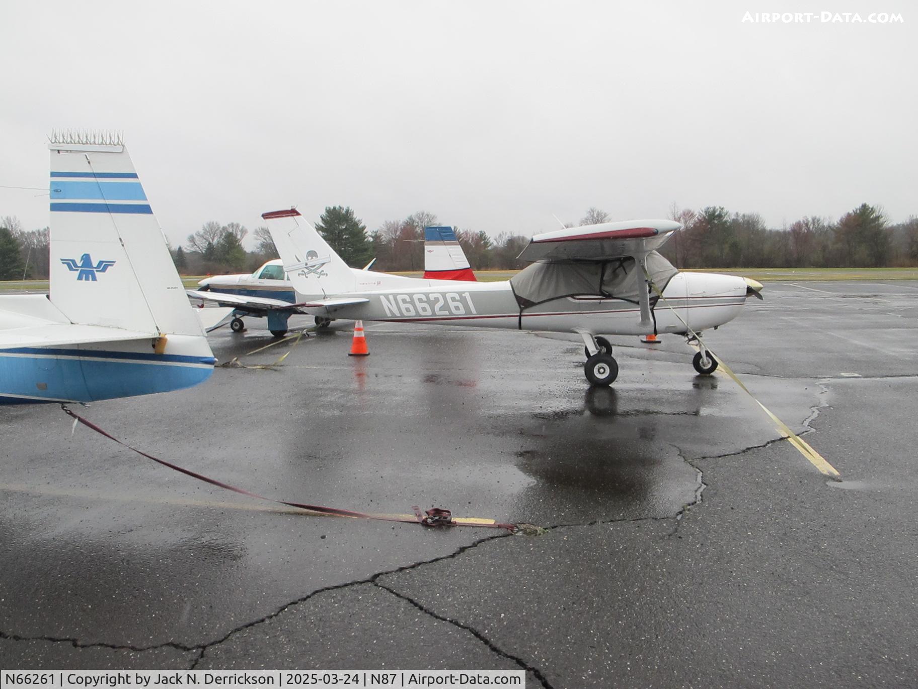 N66261, 1974 Cessna 150M C/N 15075963, 150M at Air-Mods
