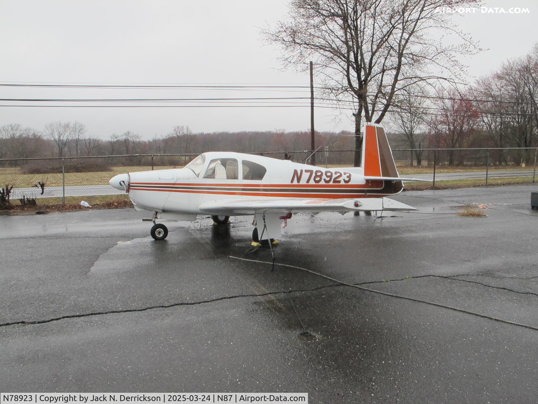 N78923, 1961 Mooney M20C Ranger C/N 1957, M20 at Air-Mods