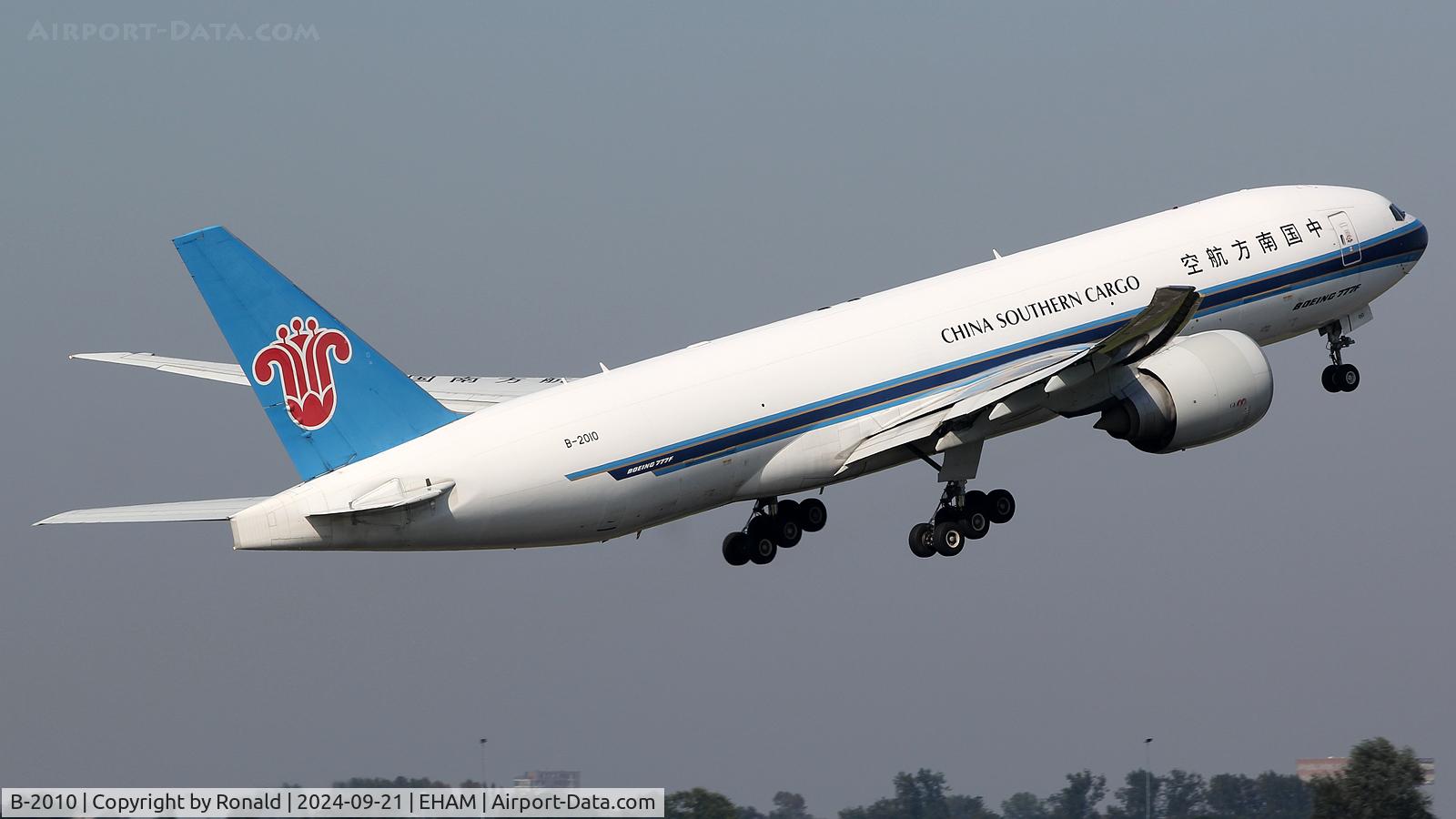 B-2010, 2014 Boeing 777-F1B C/N 41634, at eham
