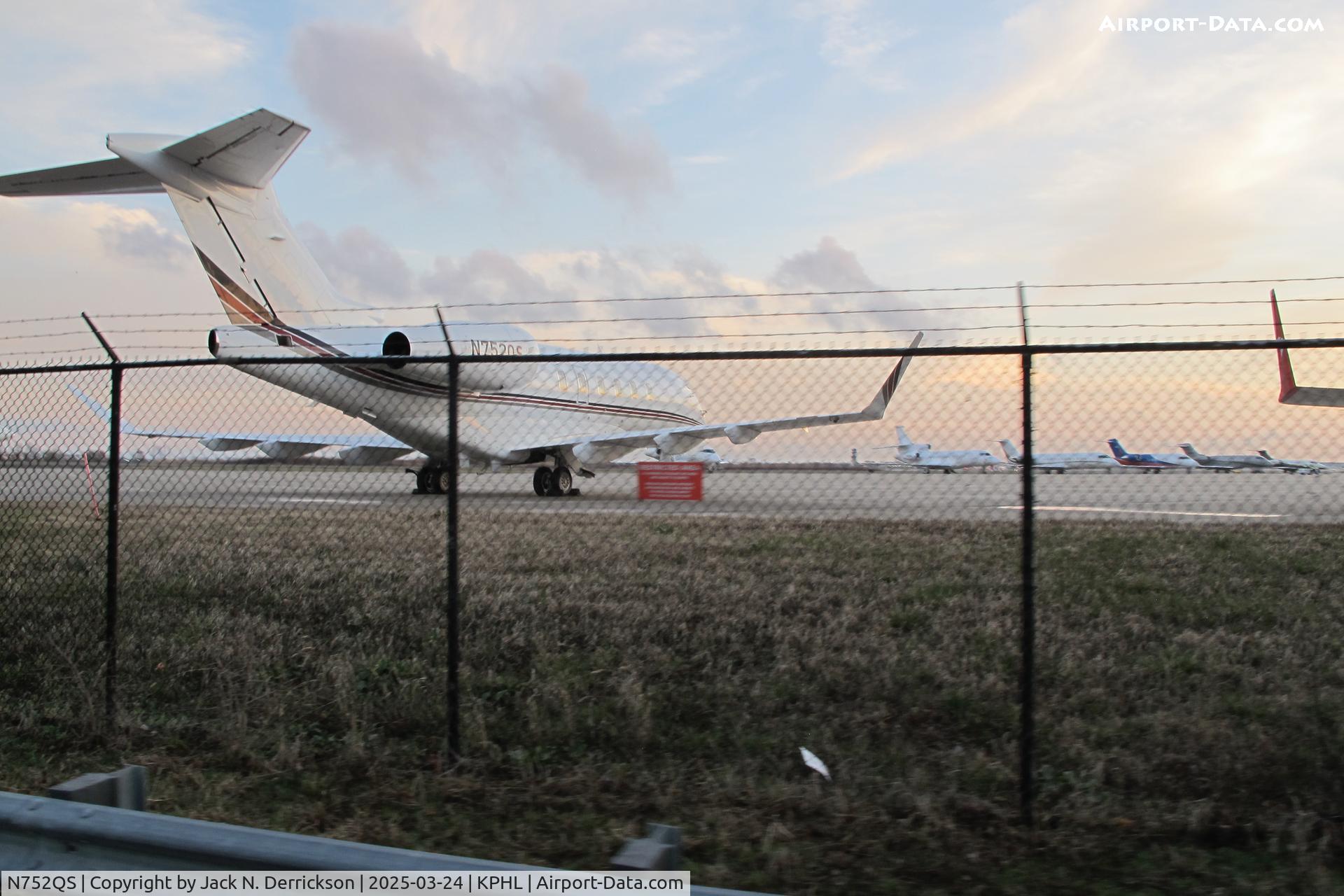 N752QS, 2018 Bombadier BD-100-1A10 C/N 20720, Bombadier at Philly