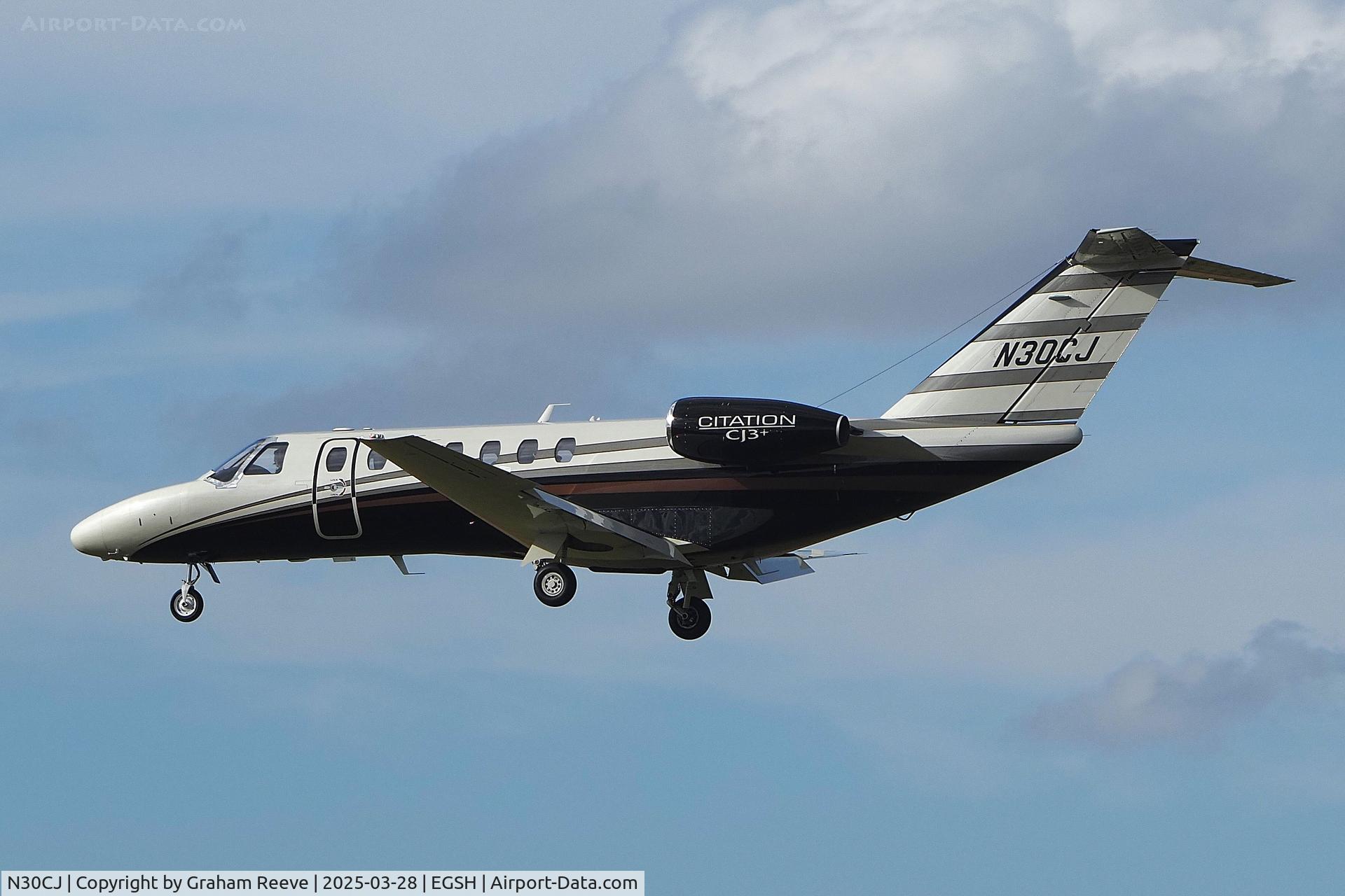 N30CJ, 2014 Cessna 525B  Citation CJ3+ C/N 525B-0451, Landing at Norwich.