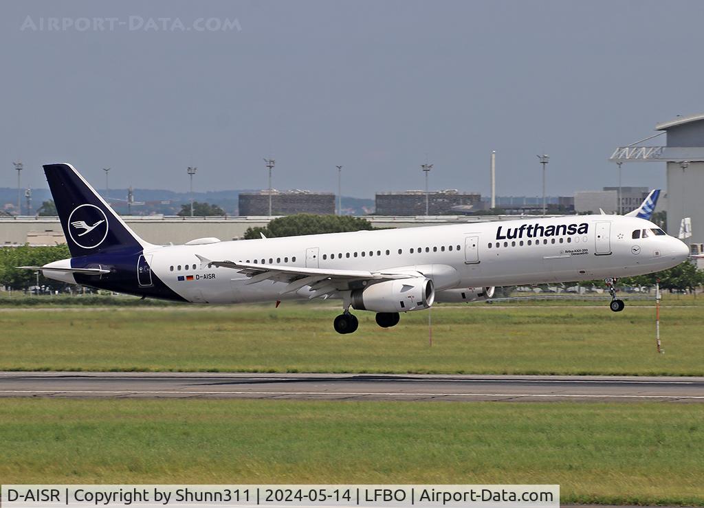D-AISR, 2009 Airbus A321-231 C/N 3987, Landing rwy 32R in new c/s
