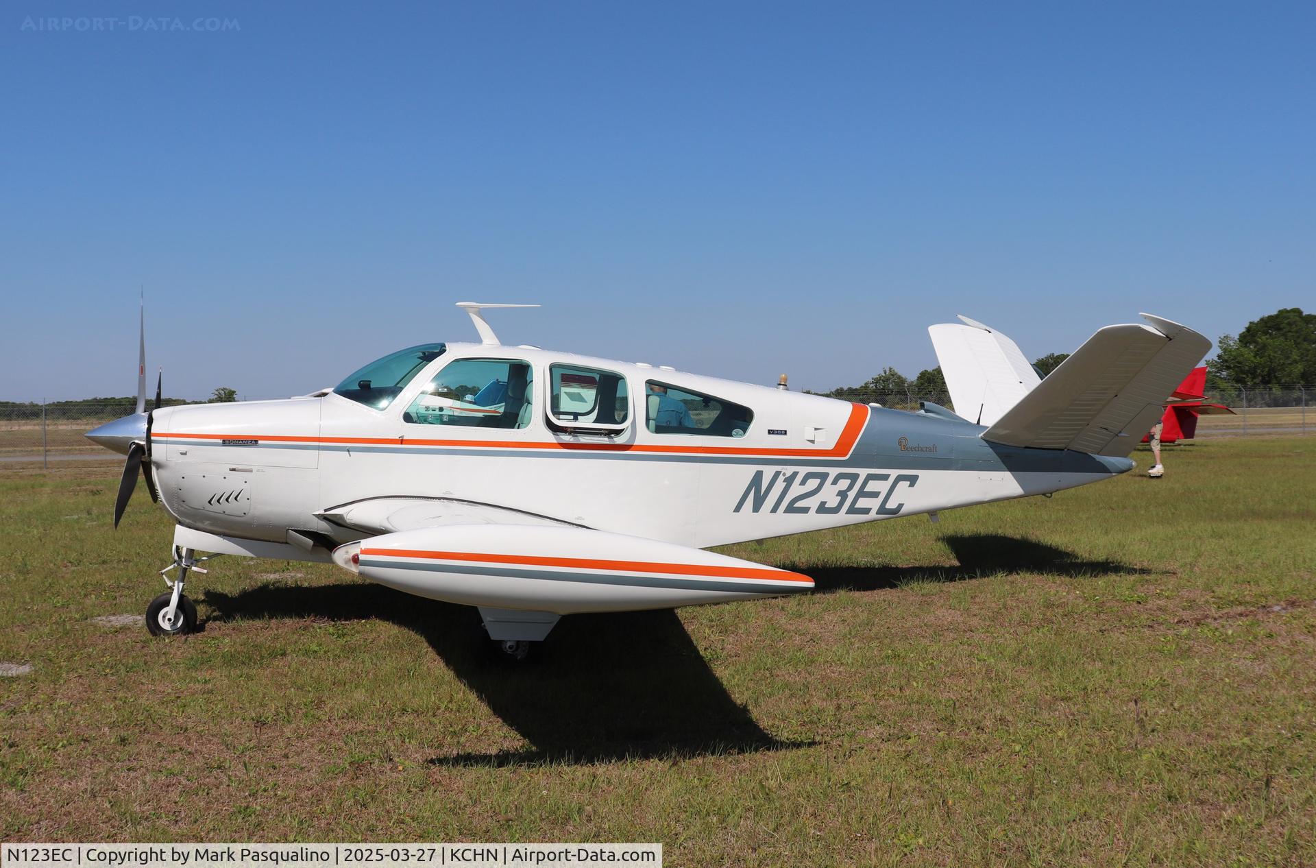 N123EC, 1972 Beech V35B Bonanza C/N D-9412, Beech V35B