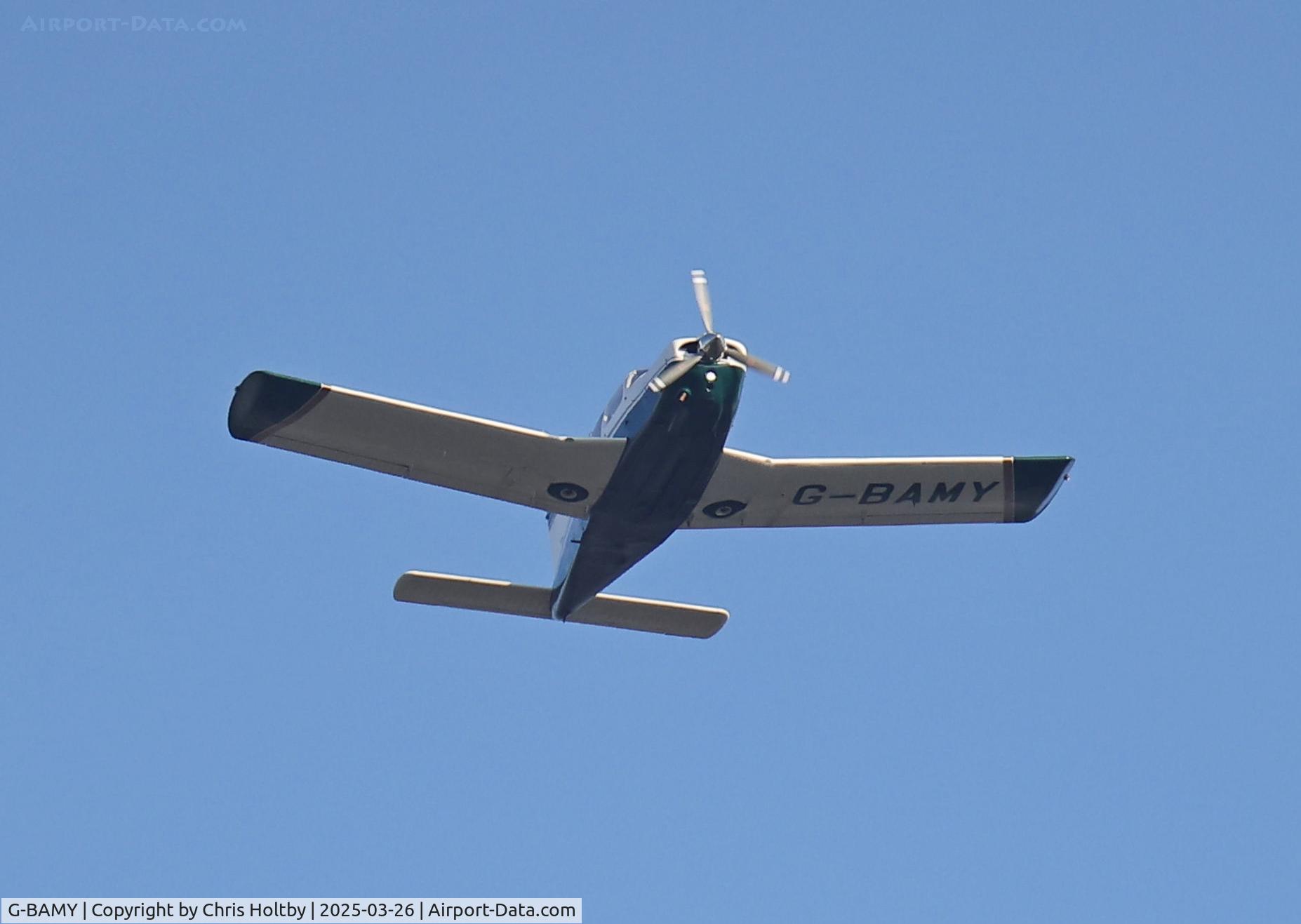 G-BAMY, 1972 Piper PA-28R-200-2 Cherokee Arrow II C/N 28R-7335015, Over Potters Bar, Herts