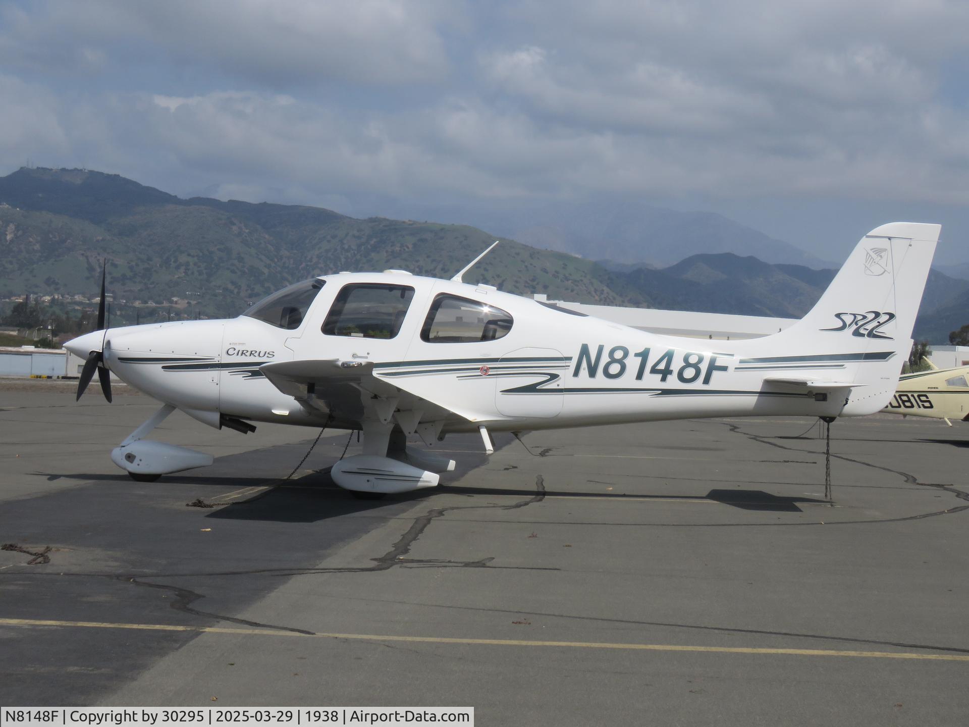 N8148F, 2003 Cirrus SR22 C/N 0769, Parked