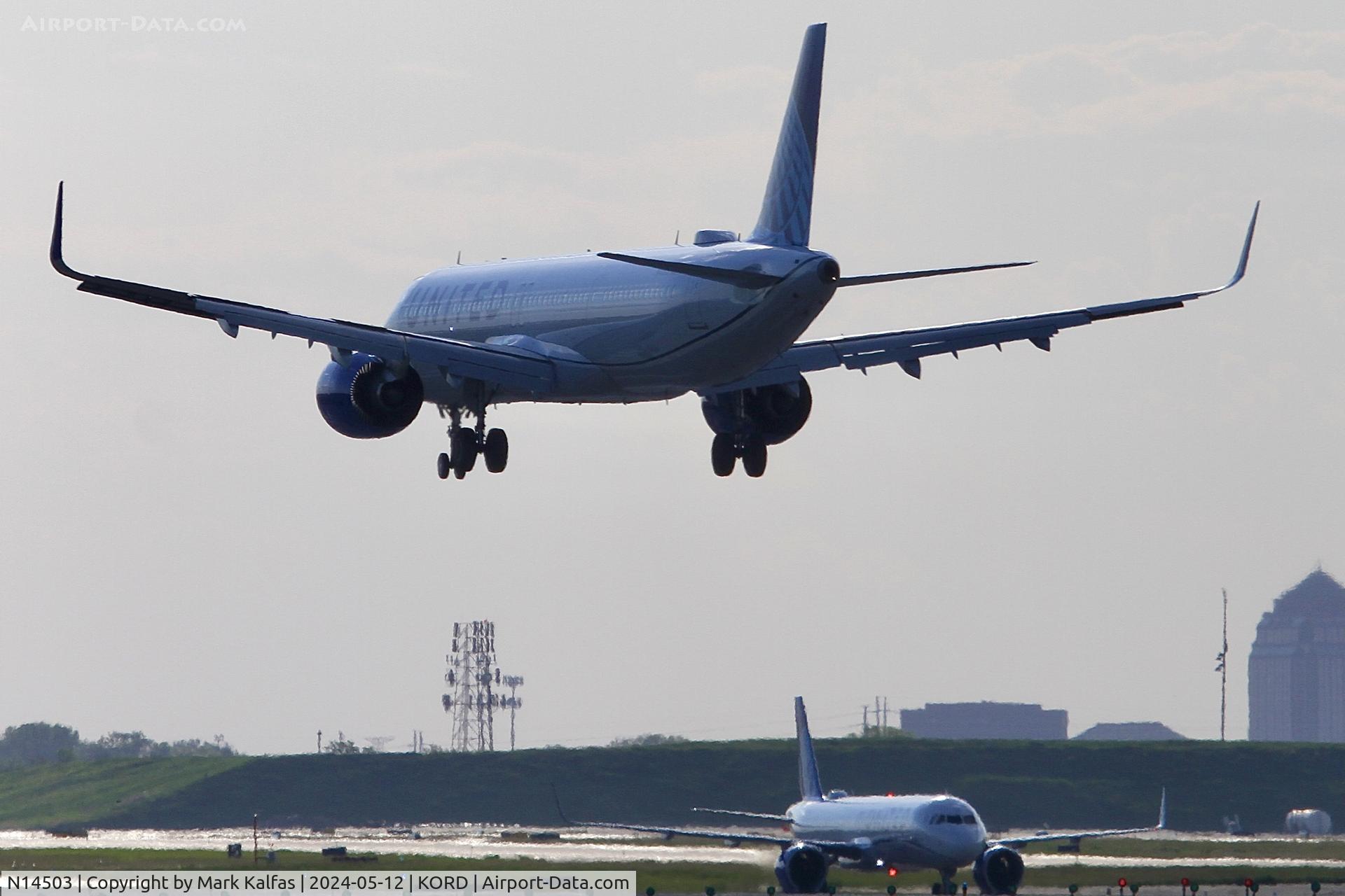 N14503, 2023 Airbus A321-27NX NEO C/N 11599, A321 United Airlines AIRBUS A321-271NX N14503 arriving 28C KORD