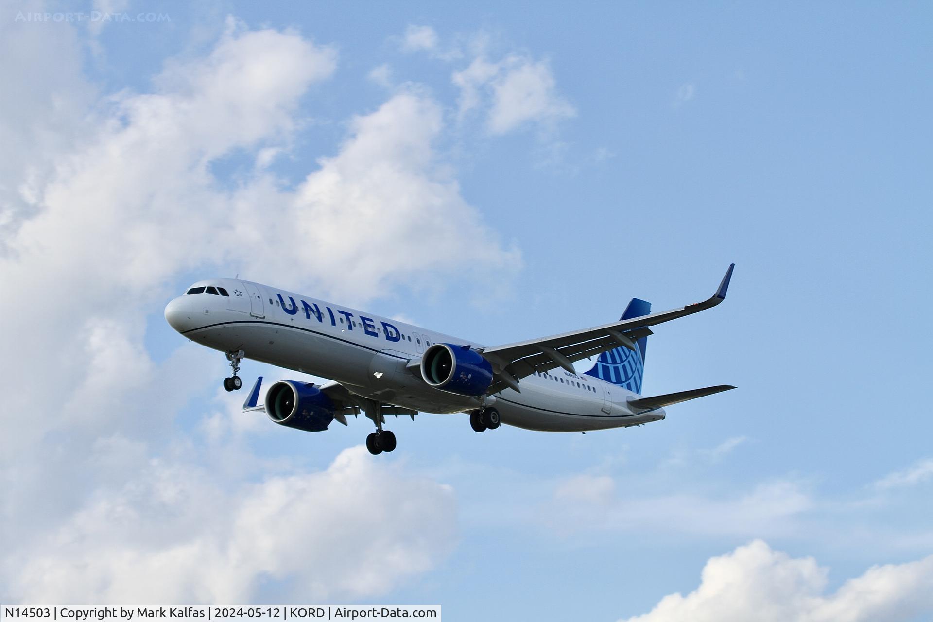 N14503, 2023 Airbus A321-27NX NEO C/N 11599, A321 United Airlines AIRBUS A321-271NX N14503 arriving 28C KORD
