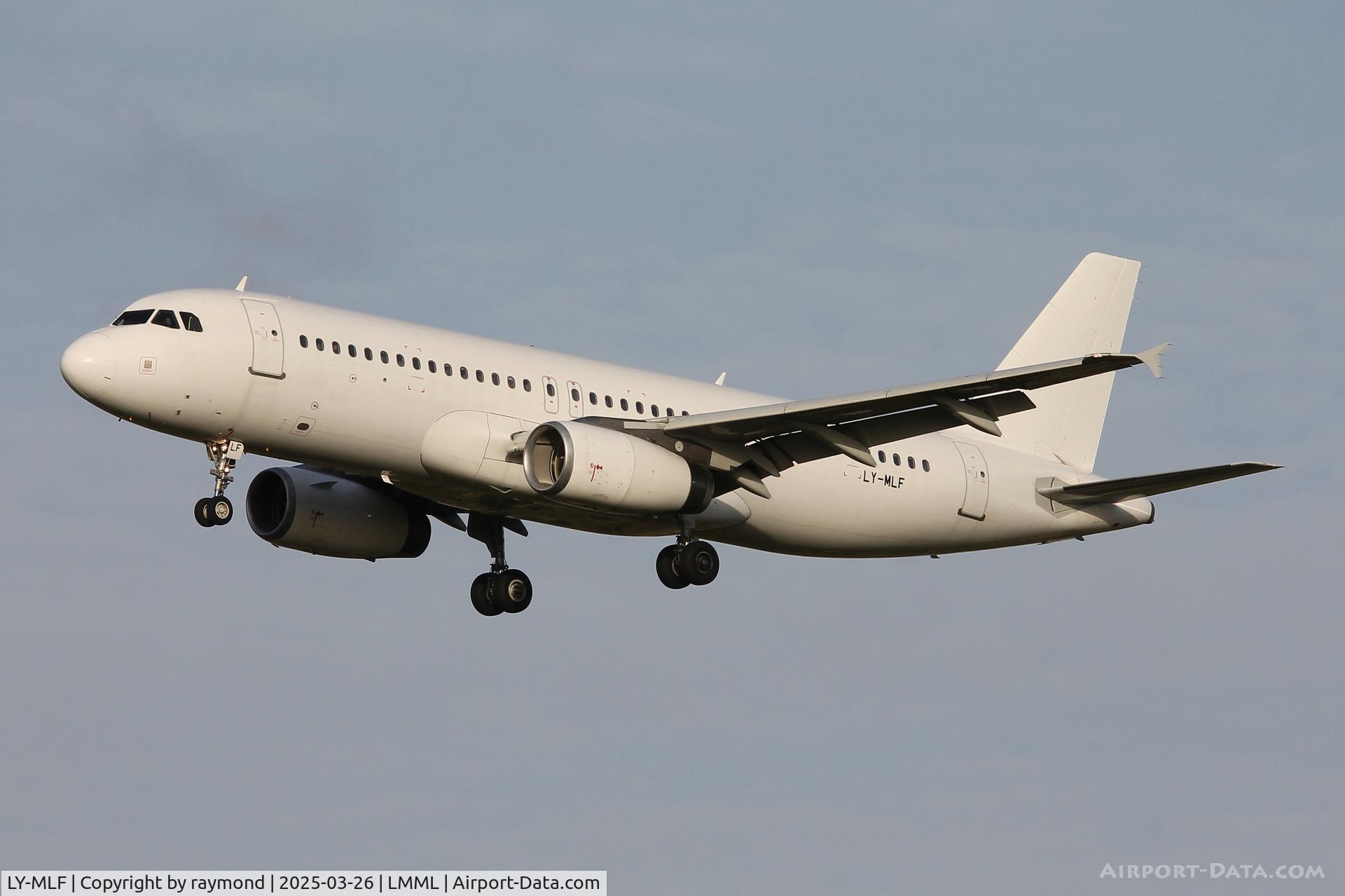 LY-MLF, Airbus 320-232 C/N 2828, A320 LY-MLF Avion Express