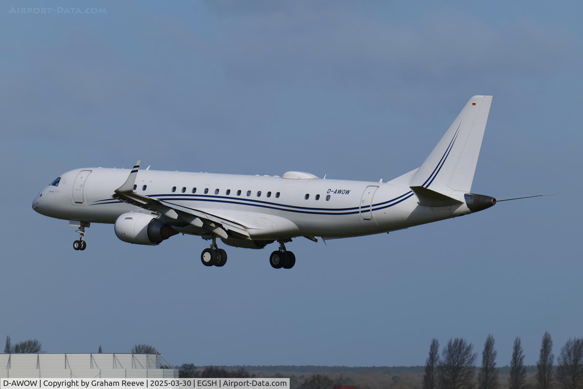 D-AWOW, 2019 Embraer ERJ-190-100ECJ Lineage 1000 C/N 19000732, Landing at Norwich.
