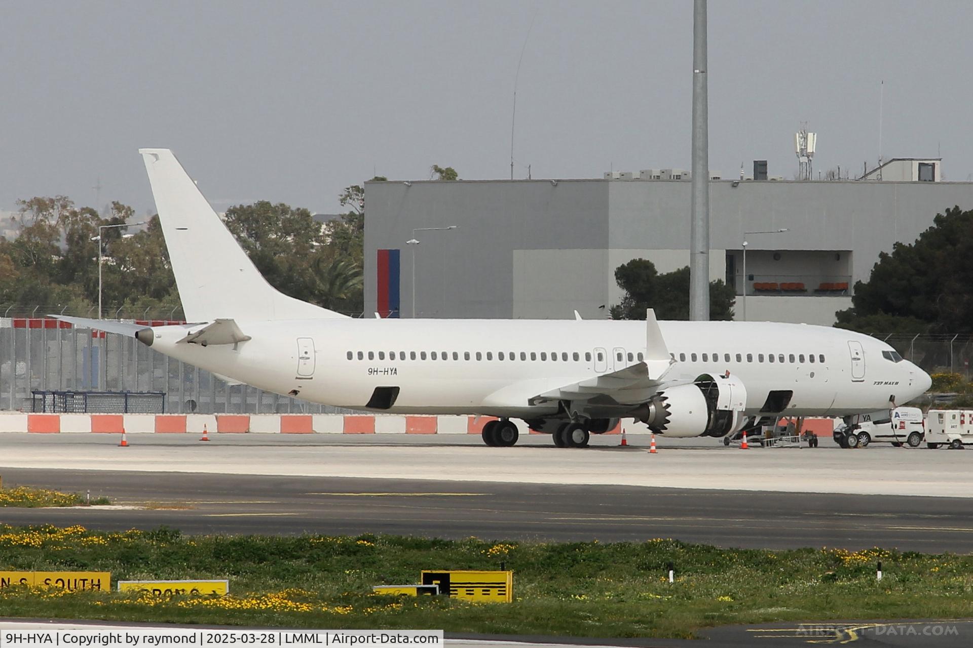 9H-HYA, 2018 Boeing 737-8 MAX C/N 64606, B737-8 MAX 9H-HYA SmartLynx Malta.