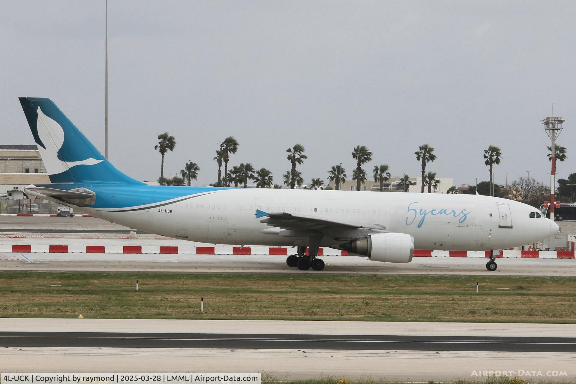 4L-UCK, 1989 Airbus A300F4-605R C/N 521, Airbus A300F-605R 4L-UCK Easy Charter