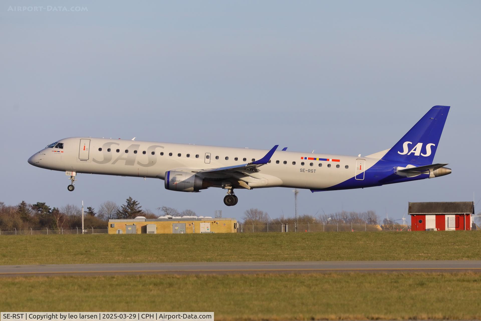 SE-RST, 2011 Embraer ERJ195LR (ERJ 190-200LR9 C/N 19000452, Copenhagen 29.3.2025