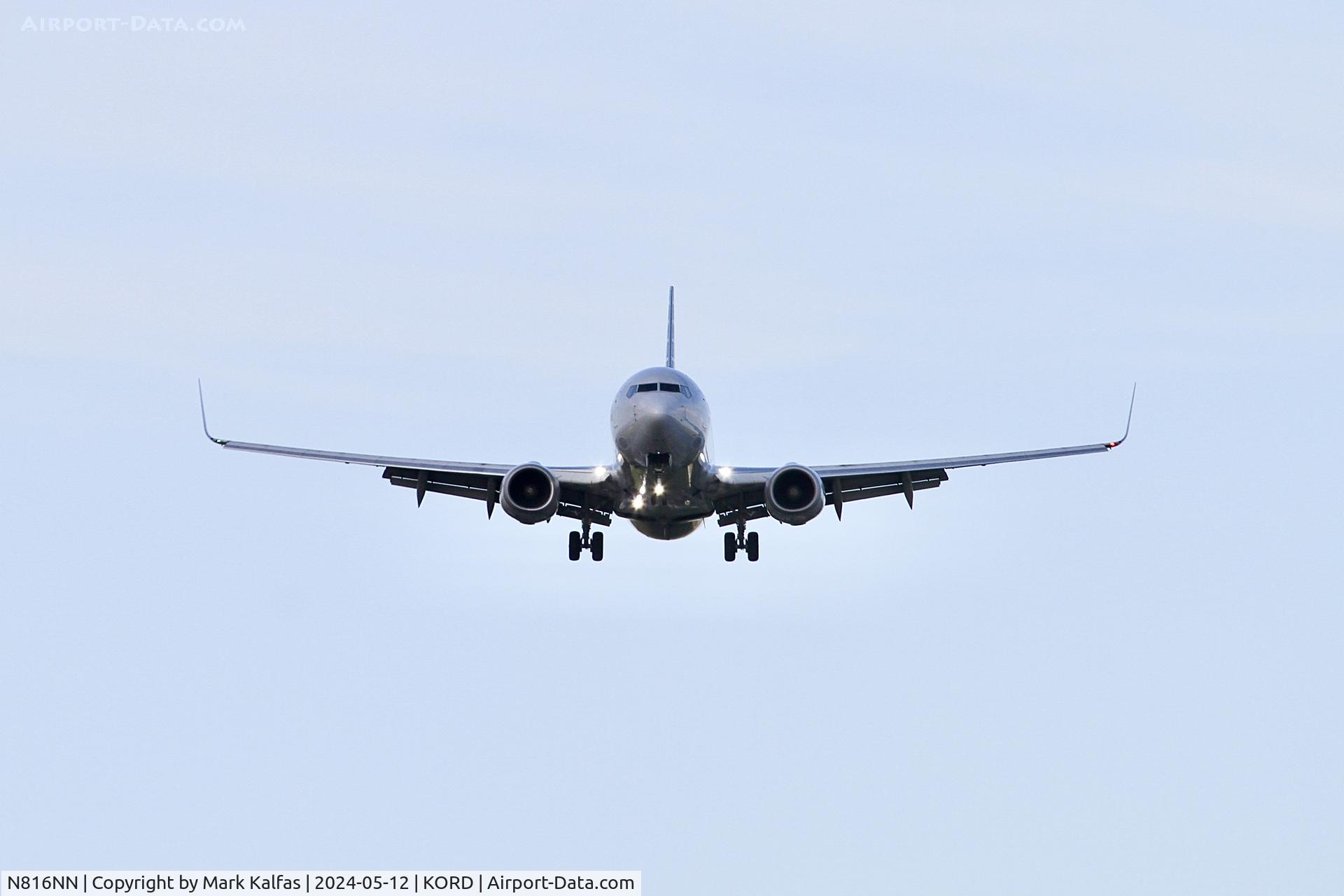 N816NN, 2009 Boeing 737-823 C/N 31081, B738 American Airlines Boeing 737-823 N816NN On approach to 28C KORD