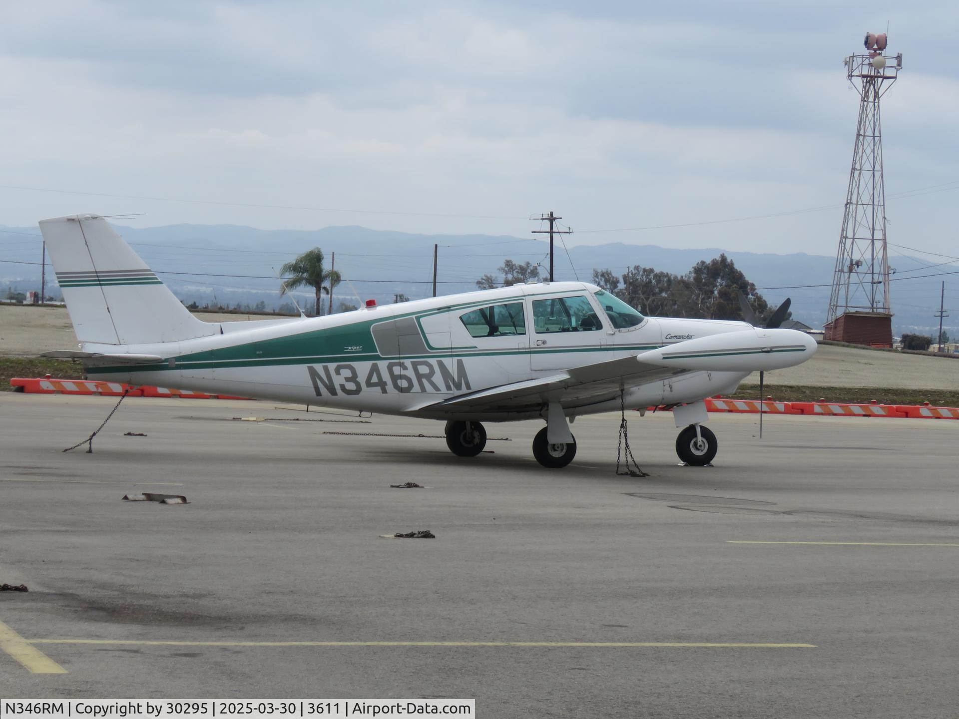 N346RM, 1958 Piper PA-24-250 Comanche C/N 24-929, Parked