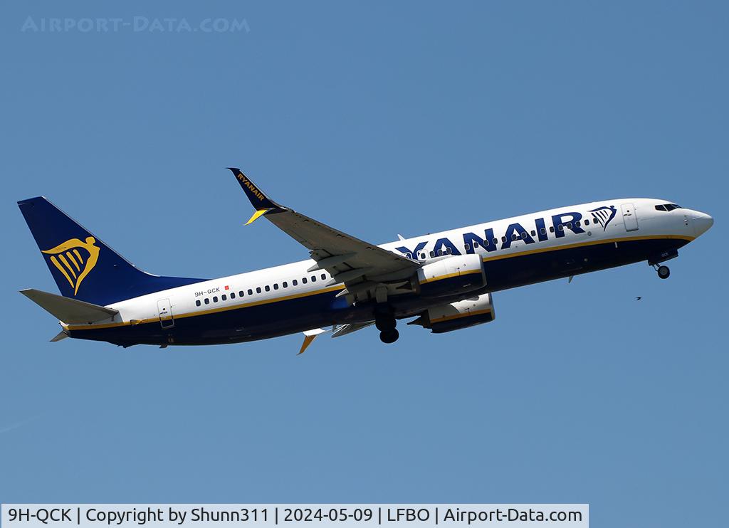 9H-QCK, 2016 Boeing 737-8AS C/N 62691, Climbing after take off from rwy 32R... Blended scimitar winglets mounted