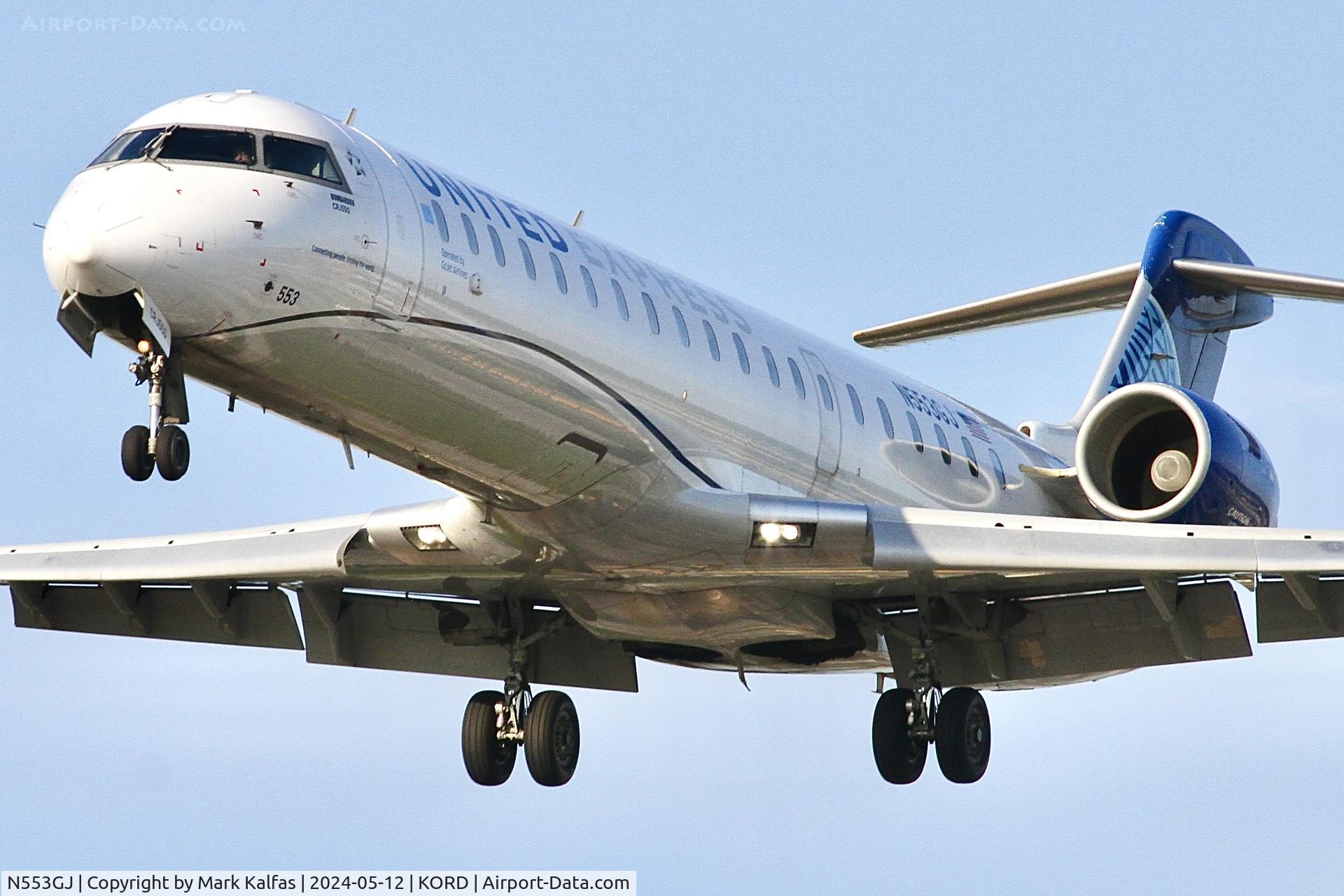 N553GJ, Bombardier CRJ-701ER (CL-600-2C10) Regional Jet C/N 10296, CRJ7 GoJet/United Express Canadair Regional Jet CRJ-550 /CRJ7, N553GJ arriving 28C KORD