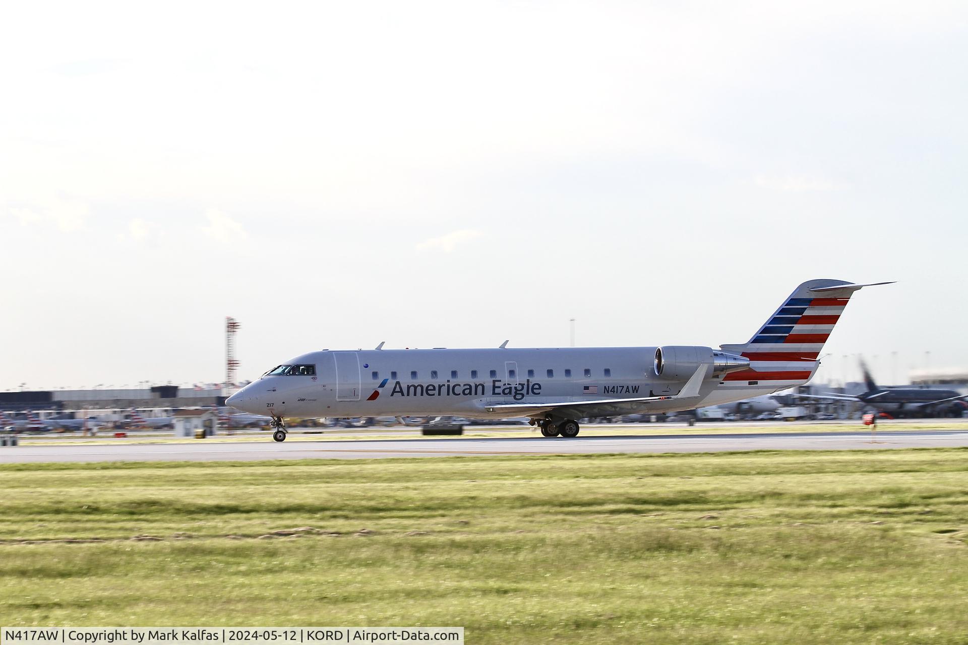 N417AW, 2002 Bombardier CRJ-200LR (CL-600-2B19) C/N 7610, CRJ2 Air Wisconsin/ American Eagle BOMBARDIER INC CL-600-2B19 N417AW departing 22L KORD