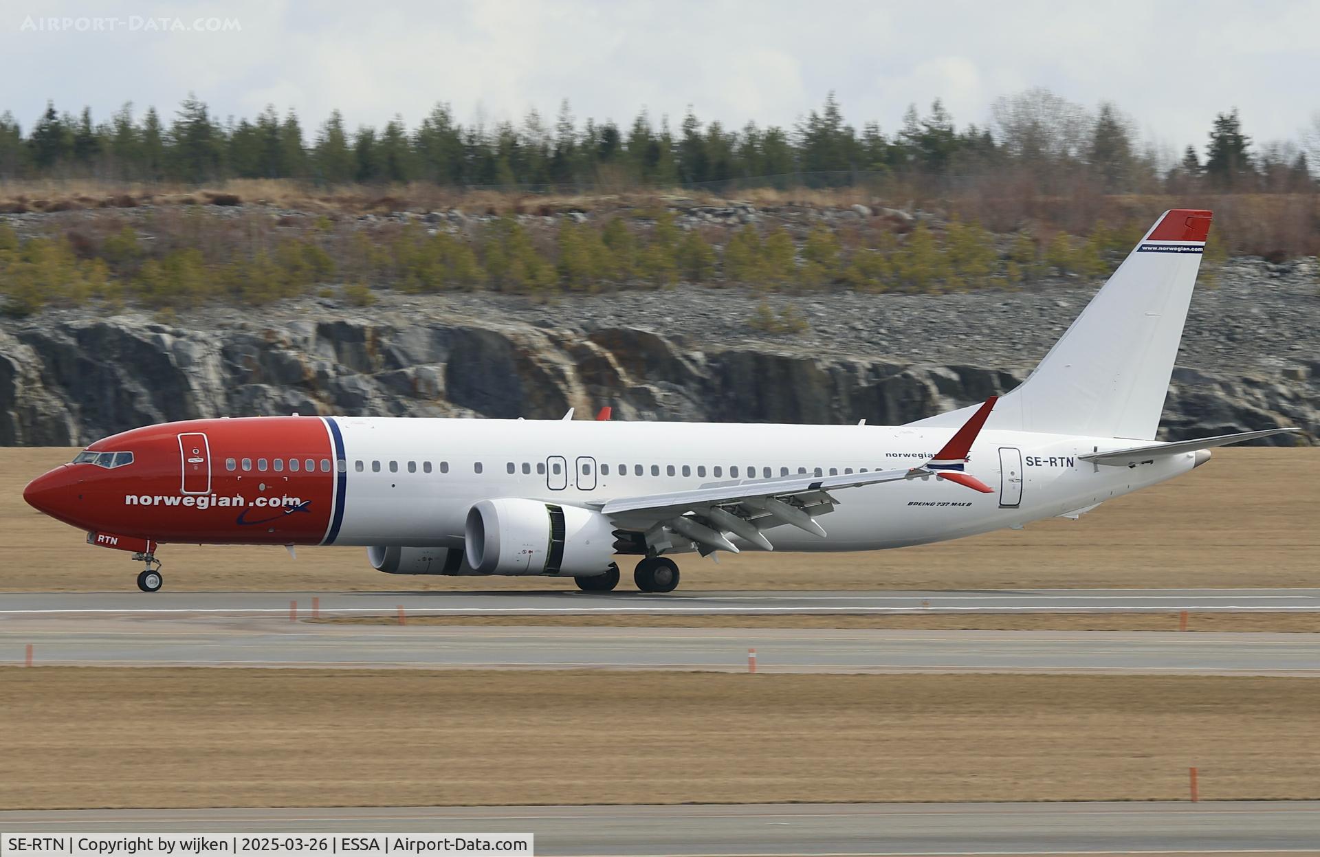 SE-RTN, 2024 Boeing B-737-8 Max C/N 62907, Rwy 01R