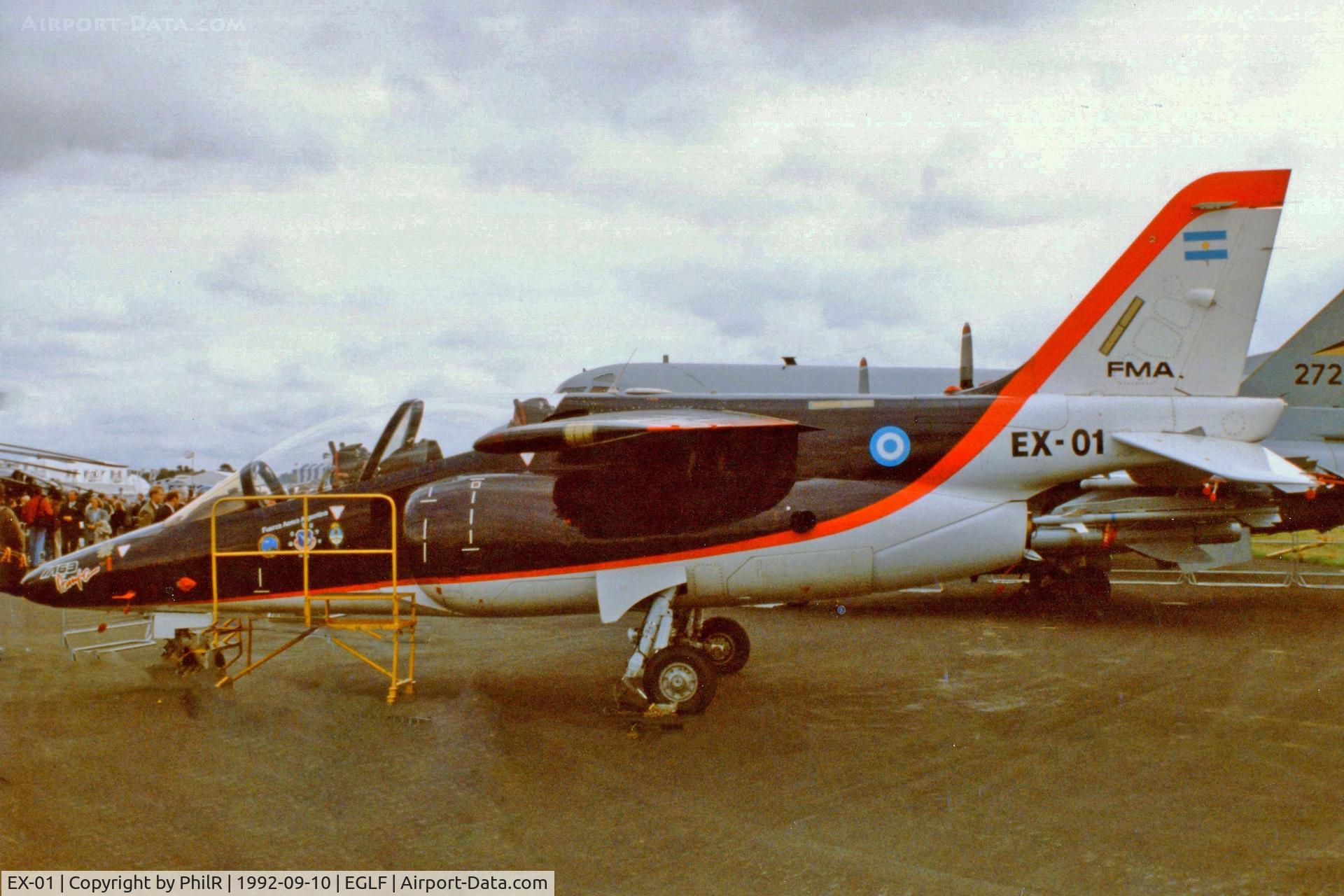 EX-01, FMA AT-63 Pampa C/N 2001, EX-01 1991 FMA AT-63 Pampa Farnborough Air Show 09.92