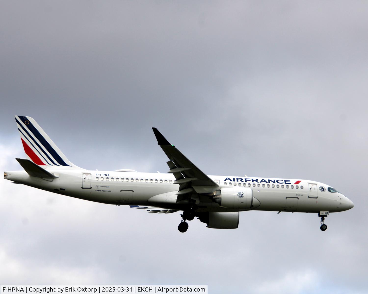 F-HPNA, 2023 Airbus A220-300 C/N 55227, F-HPNA landing rw 04L