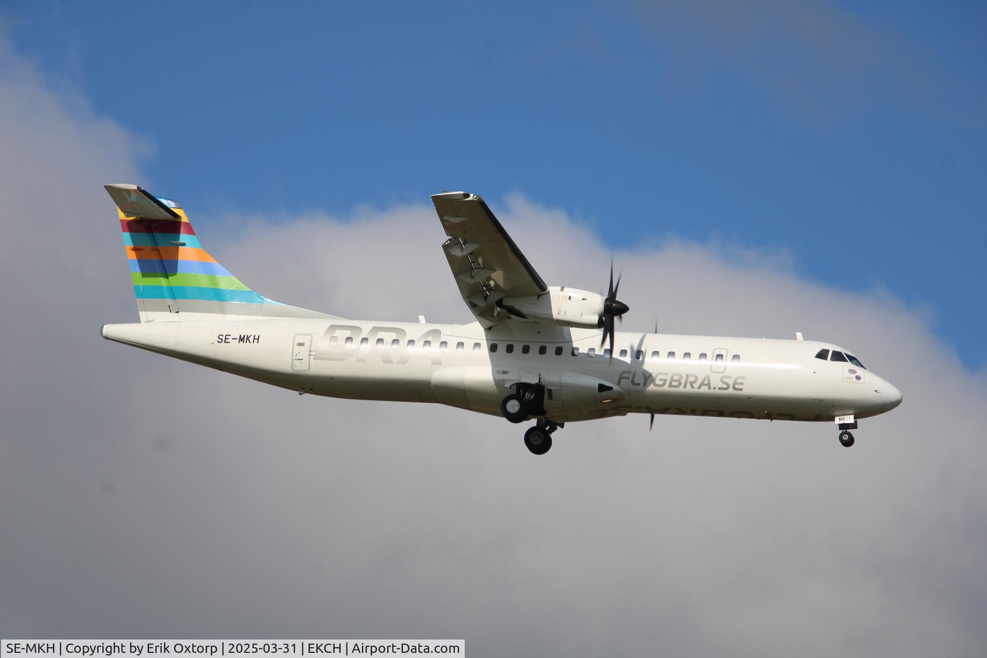 SE-MKH, 2016 ATR 72-600 (72-212A) C/N 1372, SE-MKH landing rw 04L