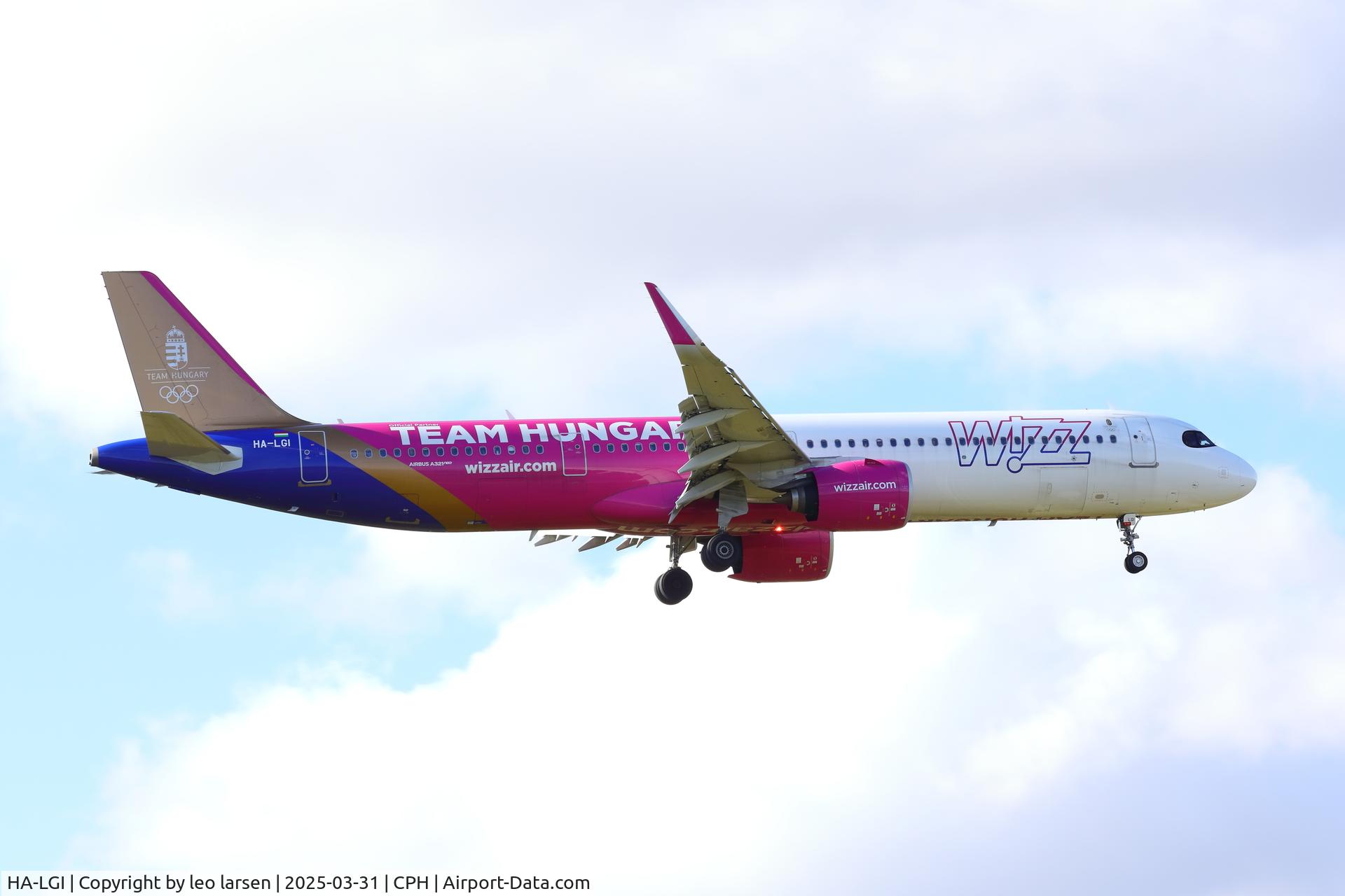 HA-LGI, 2024 Airbus A321-271NX C/N 11800, Copenhagen 31.3.2025 in Team Hungary color