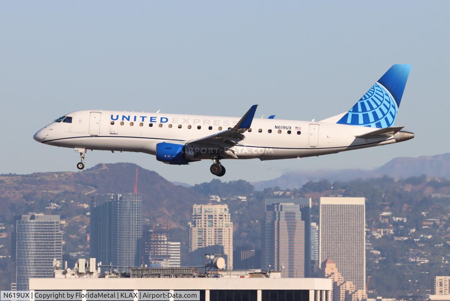 N619UX, 2019 Embraer 175LR (ERJ-170-200LR) C/N 17000821, SKW/UE E175 nc zx smf-lax