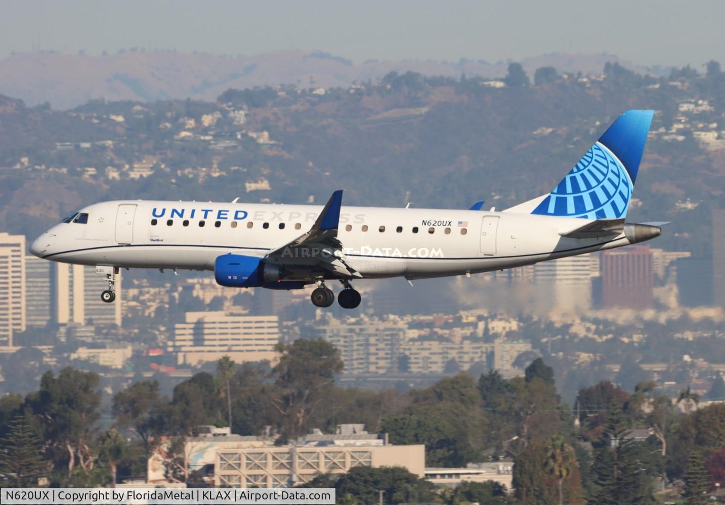 N620UX, 2019 Embraer 175LR (ERJ-170-200LR) C/N 17000824, SKW/UE E175 nc zx sbp-lax
