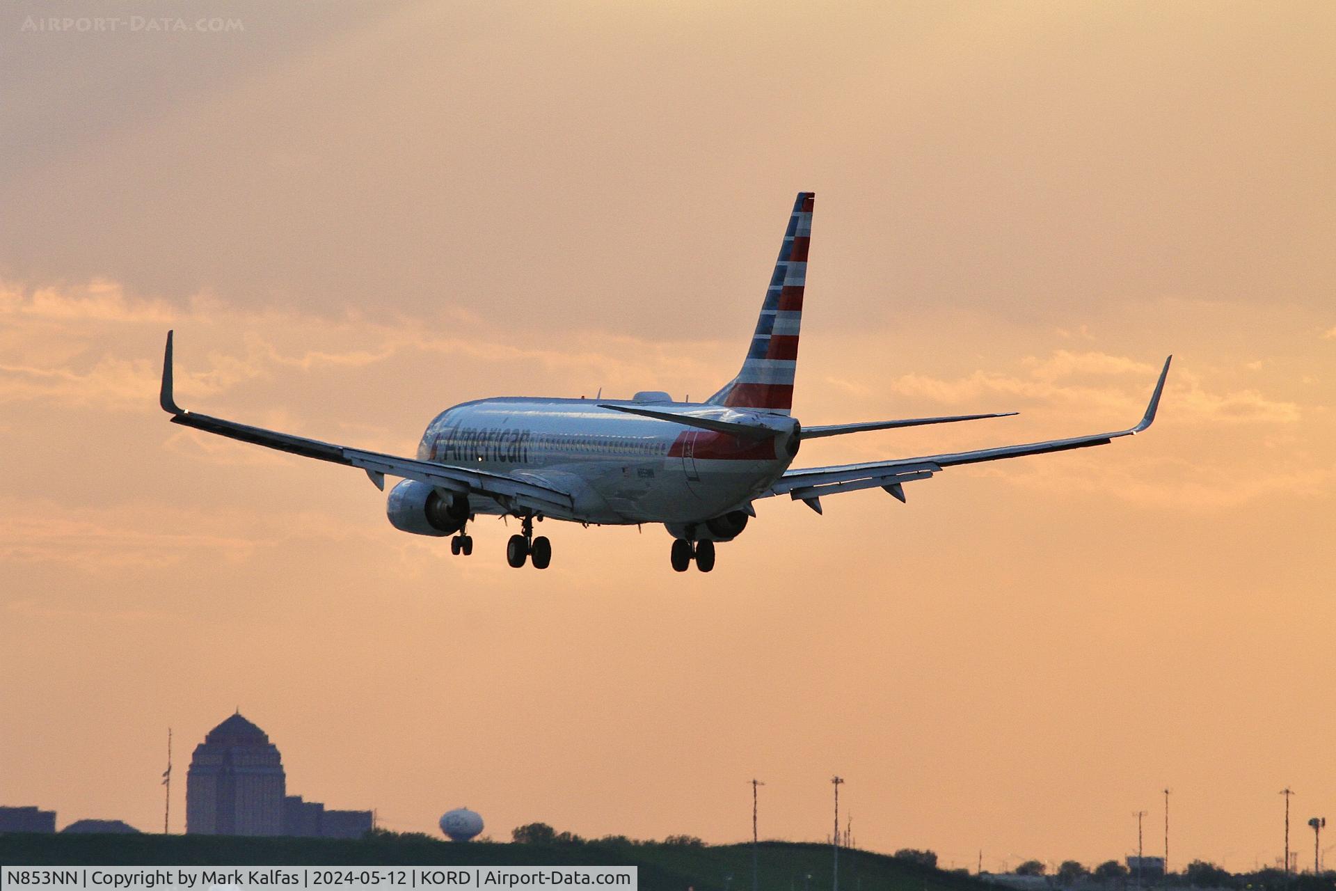 N853NN, 2010 Boeing 737-823 C/N 31105, B738 American Airlines BOEING 737-823 N853NN, 28C approach KORD.