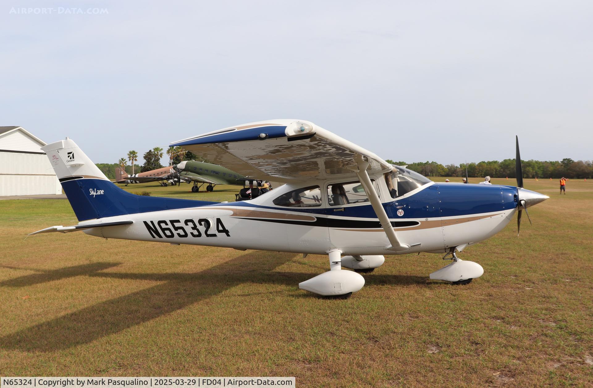 N65324, 2004 Cessna 182T Skylane C/N 18281421, Cessna 182T