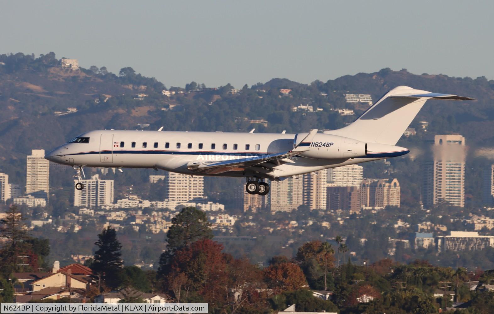 N624BP, 2007 Bombardier BD-700-1A10 Global Express C/N 9236, Global Express zx 
