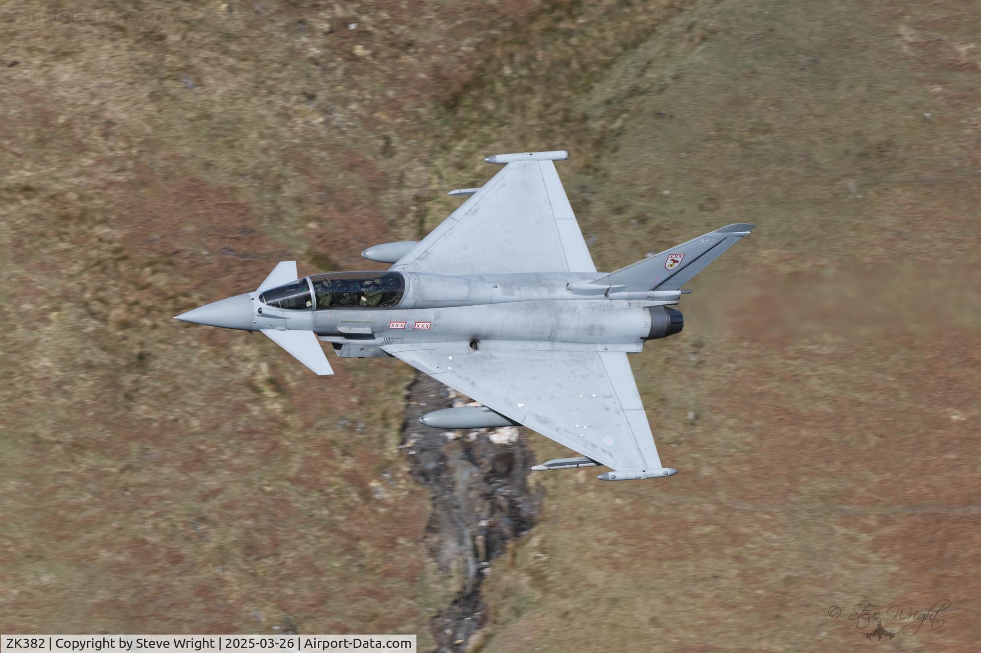 ZK382, 2012 Eurofighter EF-2000 Typhoon T.3 C/N BT027/372, Bwlch Oerdrws, Mach Loop. Cymru. UK