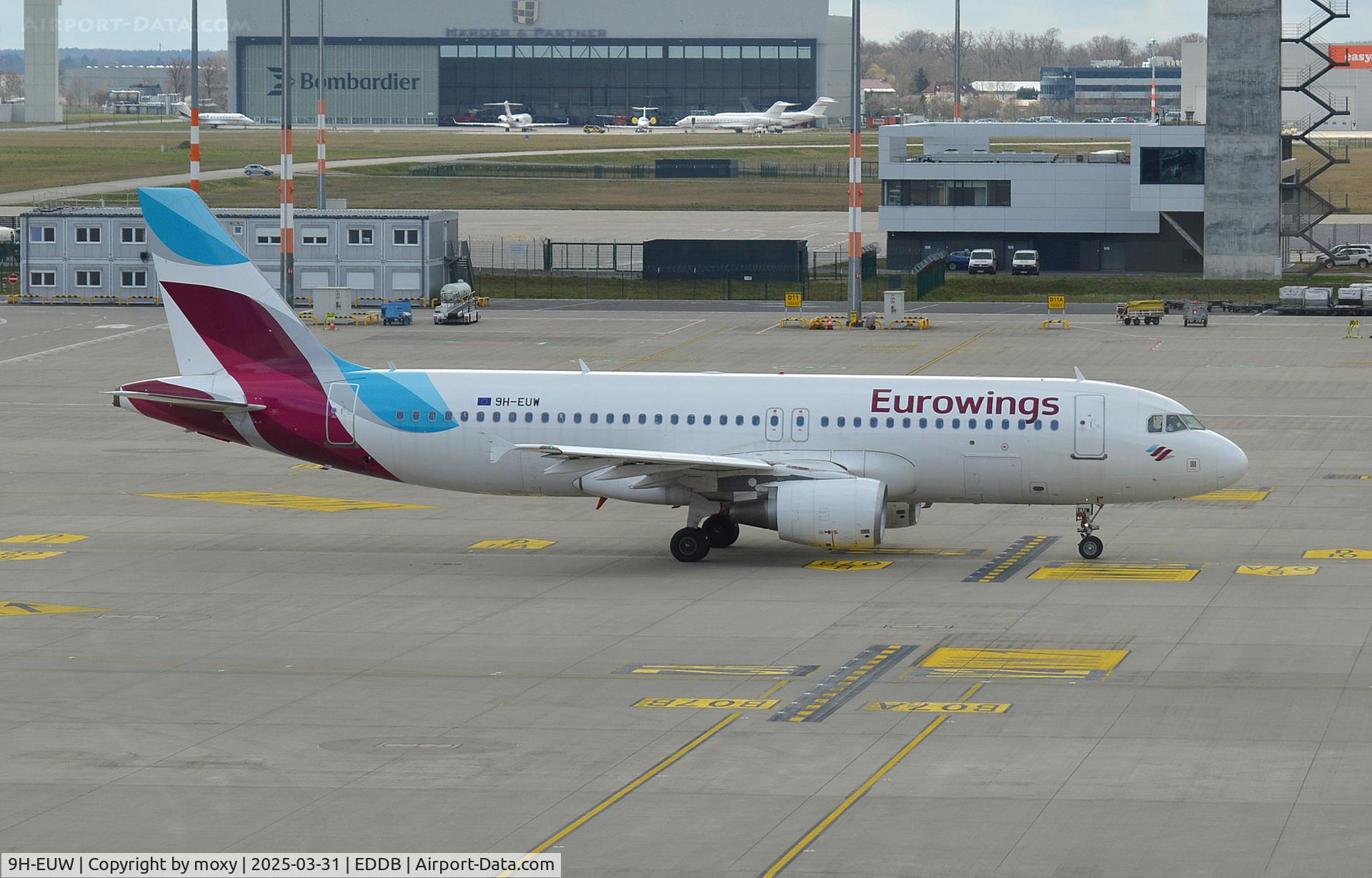 9H-EUW, 2011 Airbus A320-214 C/N 4606, Airbus A320-214 at Berlin Brandenburg.
