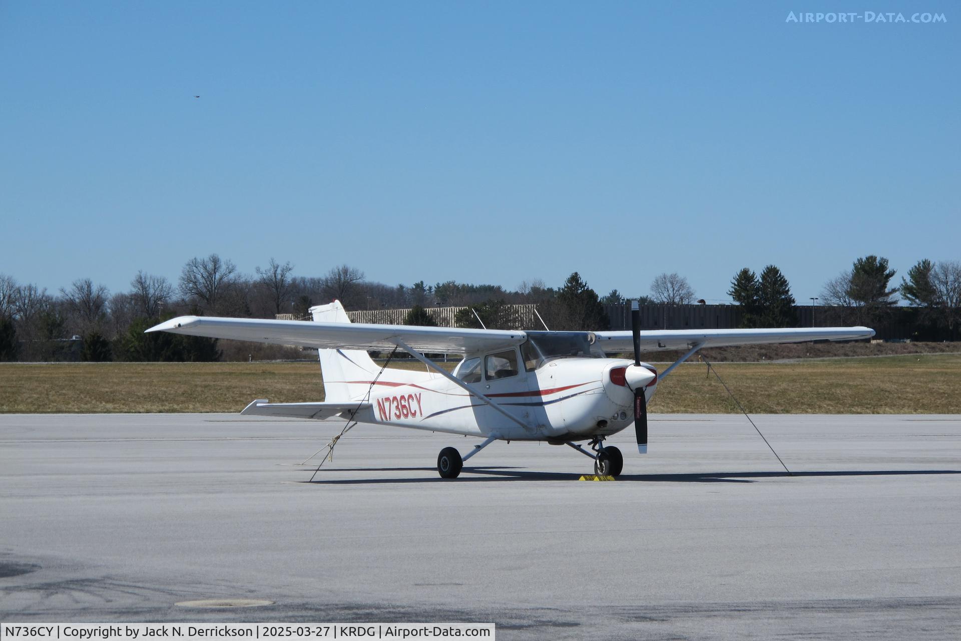 N736CY, Cessna R172K Hawk XP C/N R1722432, 172 at Reading