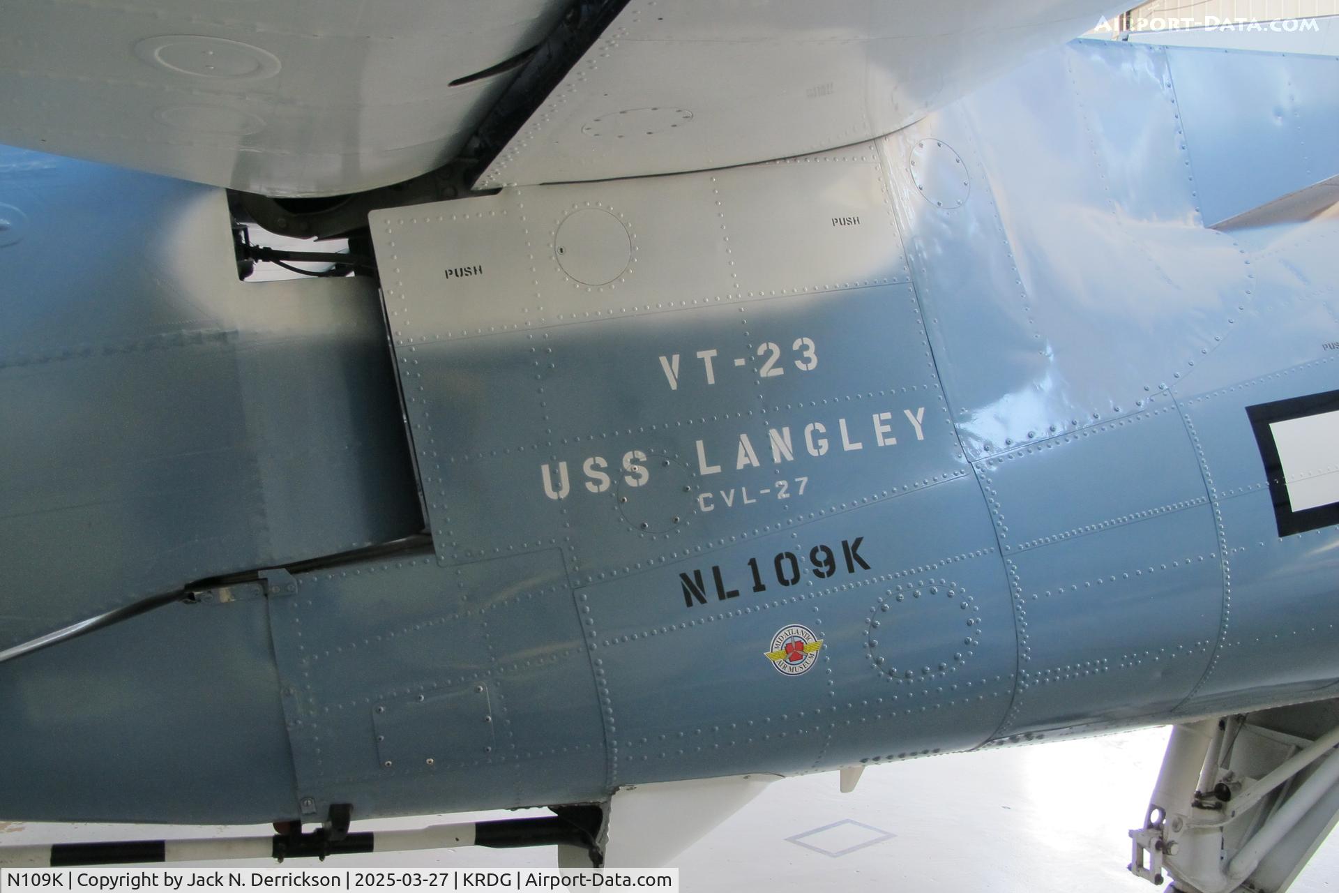 N109K, 1945 Grumman TBM-3 Avenger C/N 3800, TBM-3 at Reading